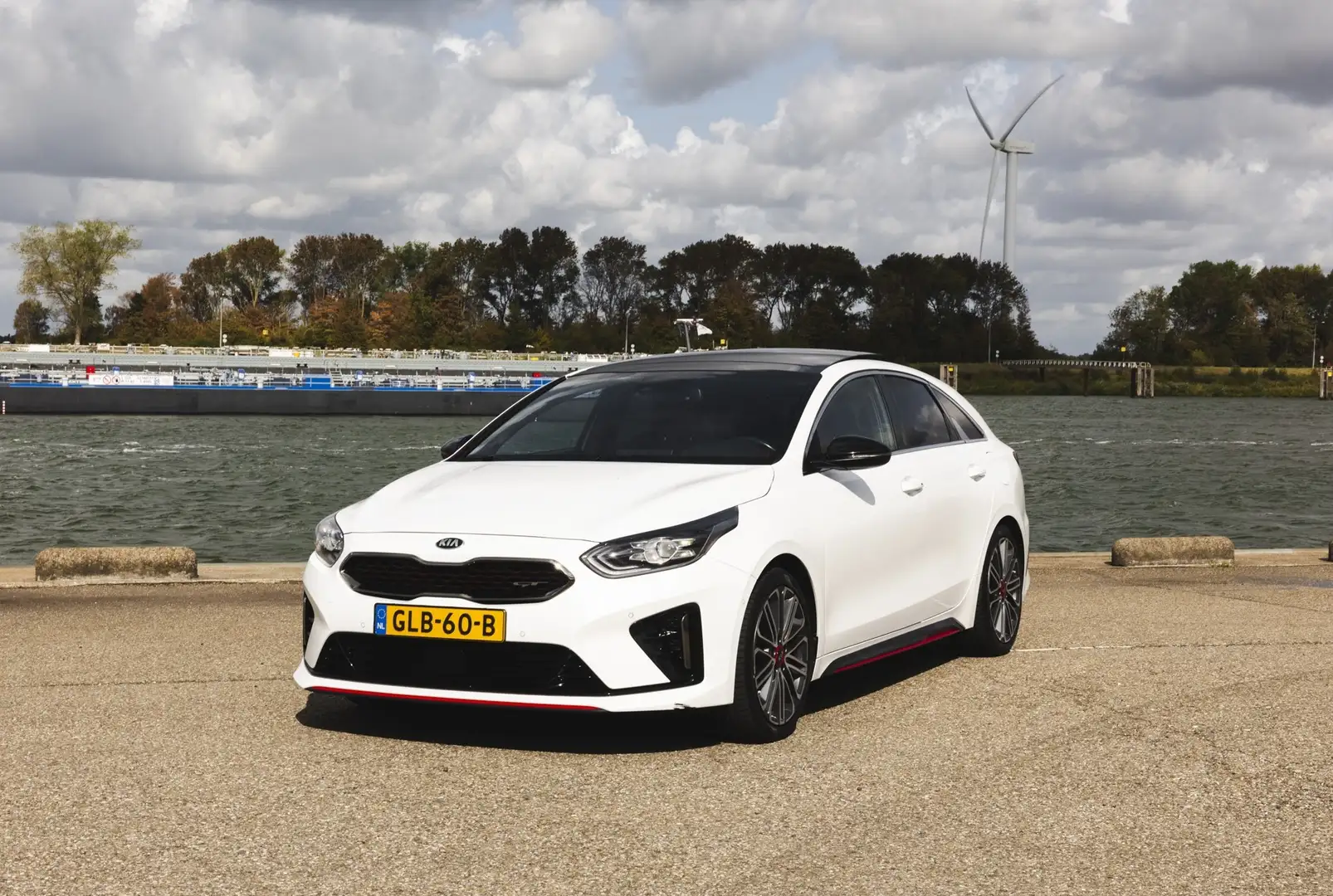 Kia ProCeed / pro_cee'd 1.6 T-GDI GT Weiß - 1