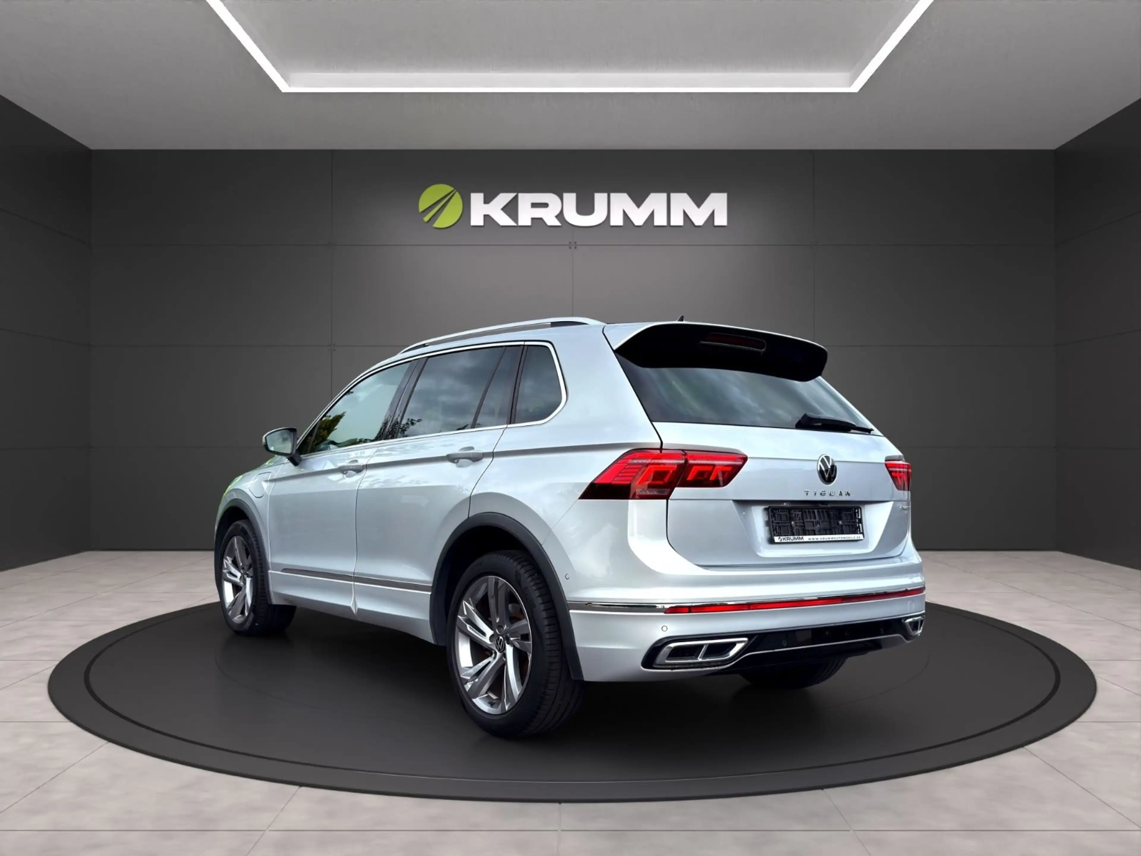 Volkswagen Tiguan R-Line eHybrid IQ-Drive RFK AHK LED ACC — photo 5