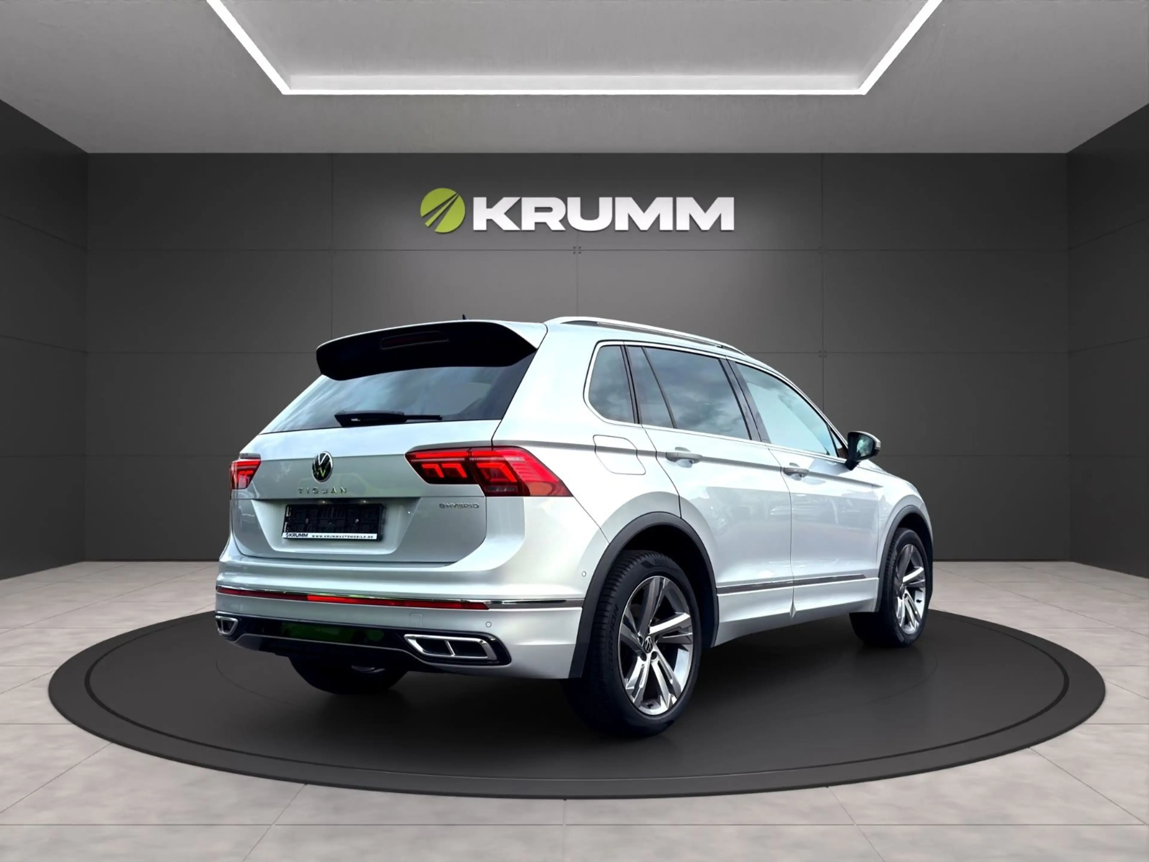 Volkswagen Tiguan R-Line eHybrid IQ-Drive RFK AHK LED ACC — photo 7