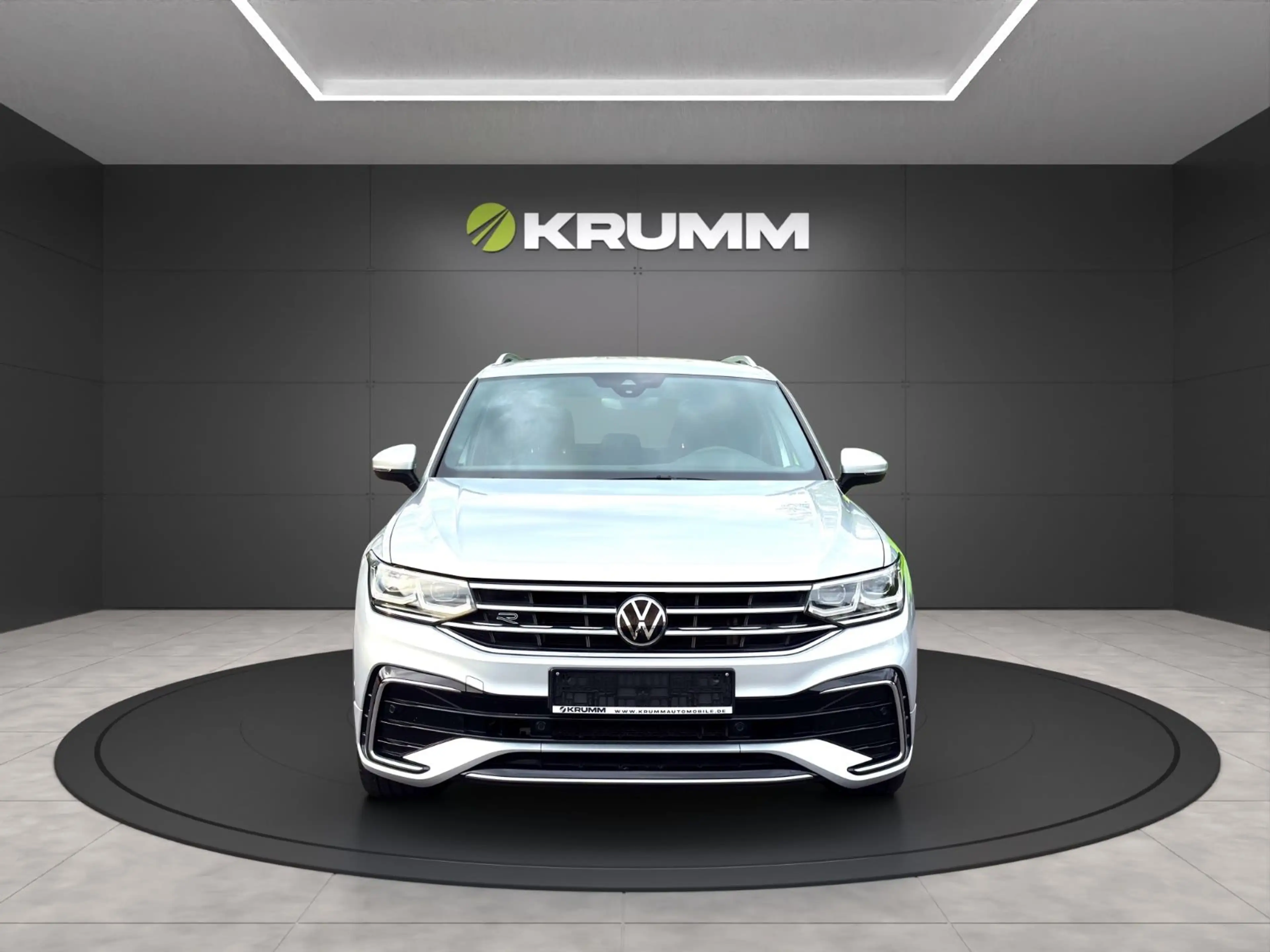 Volkswagen Tiguan R-Line eHybrid IQ-Drive RFK AHK LED ACC — photo 12
