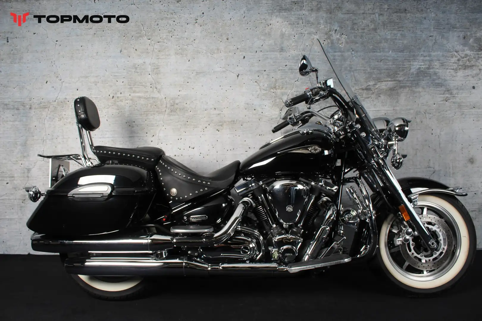 Yamaha XV 1700 Road Star Silverado Black - 1