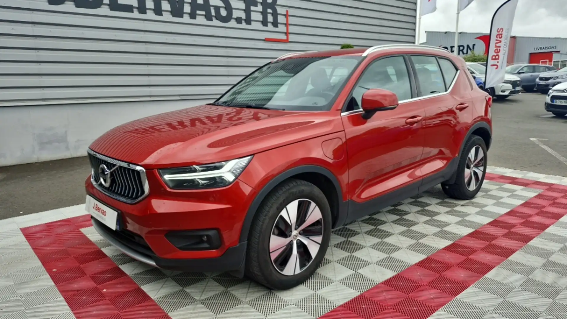 Volvo XC40 BUSINESS t5 recharge 180+82 ch dct7 Rouge - 2