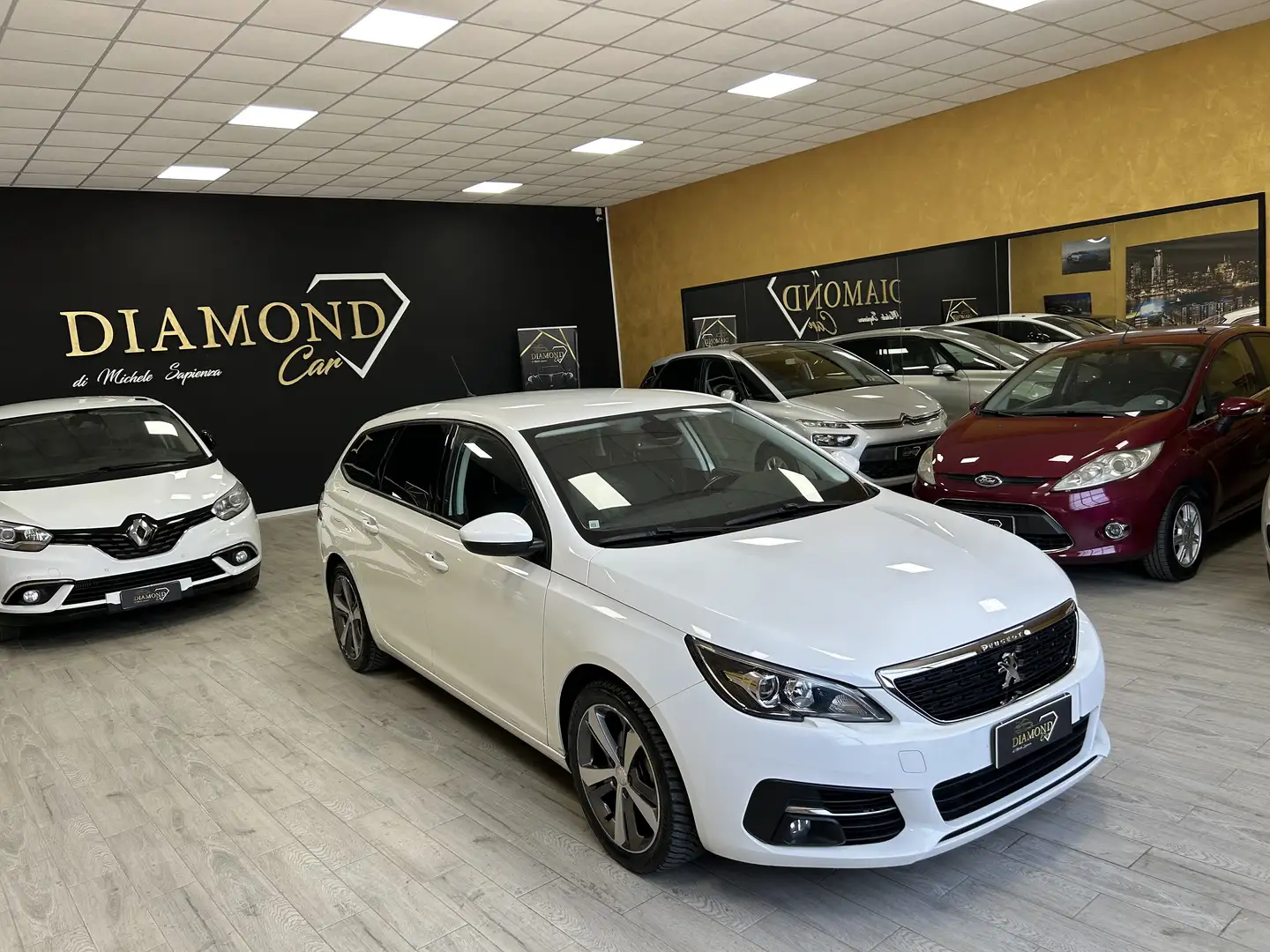 Peugeot 308 SW 1.5 Hdi 130 cv “FULL LED/NAV/PDC/17”-2019 - 1