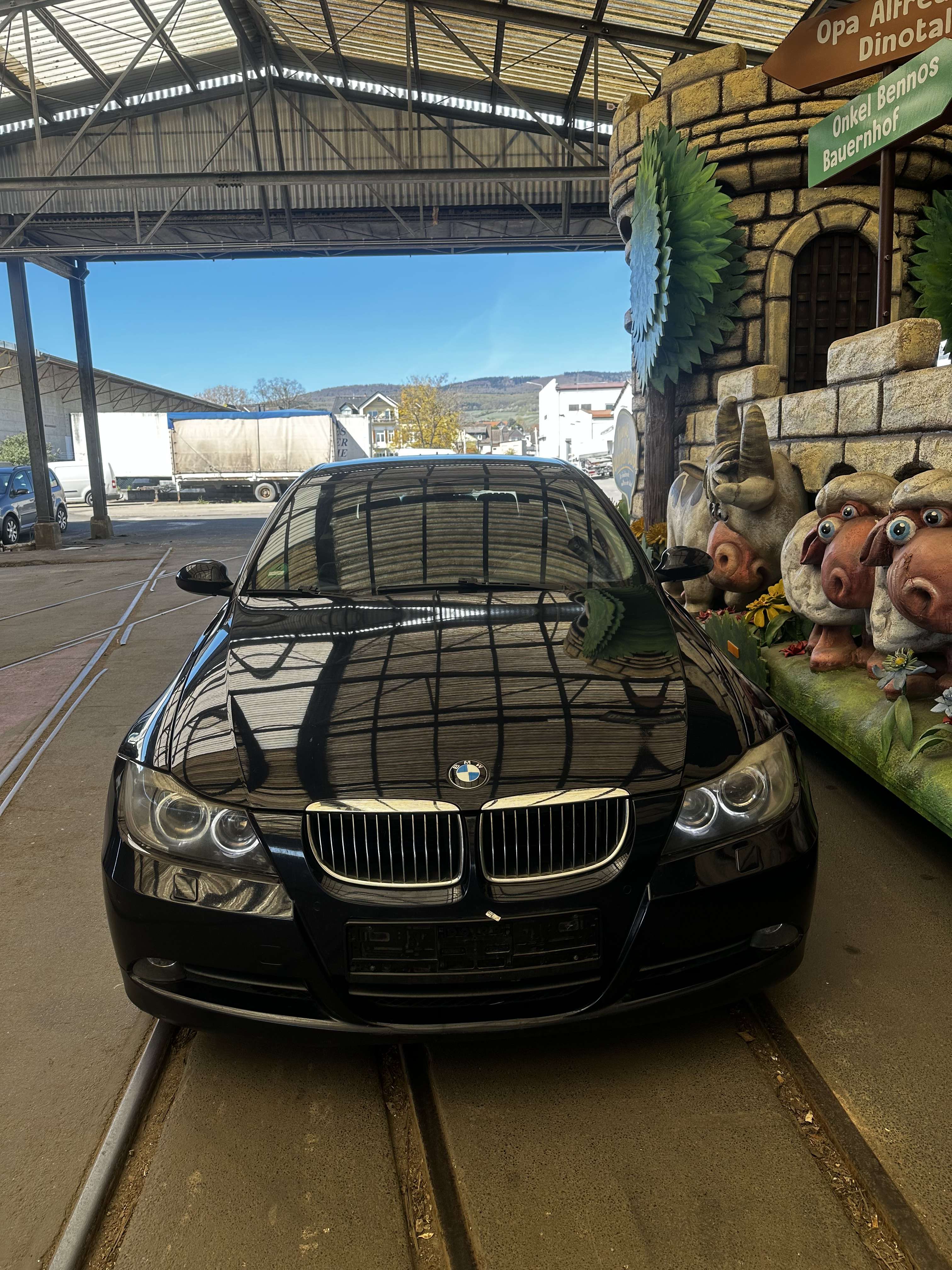 Second hand Bmw 3 Series 