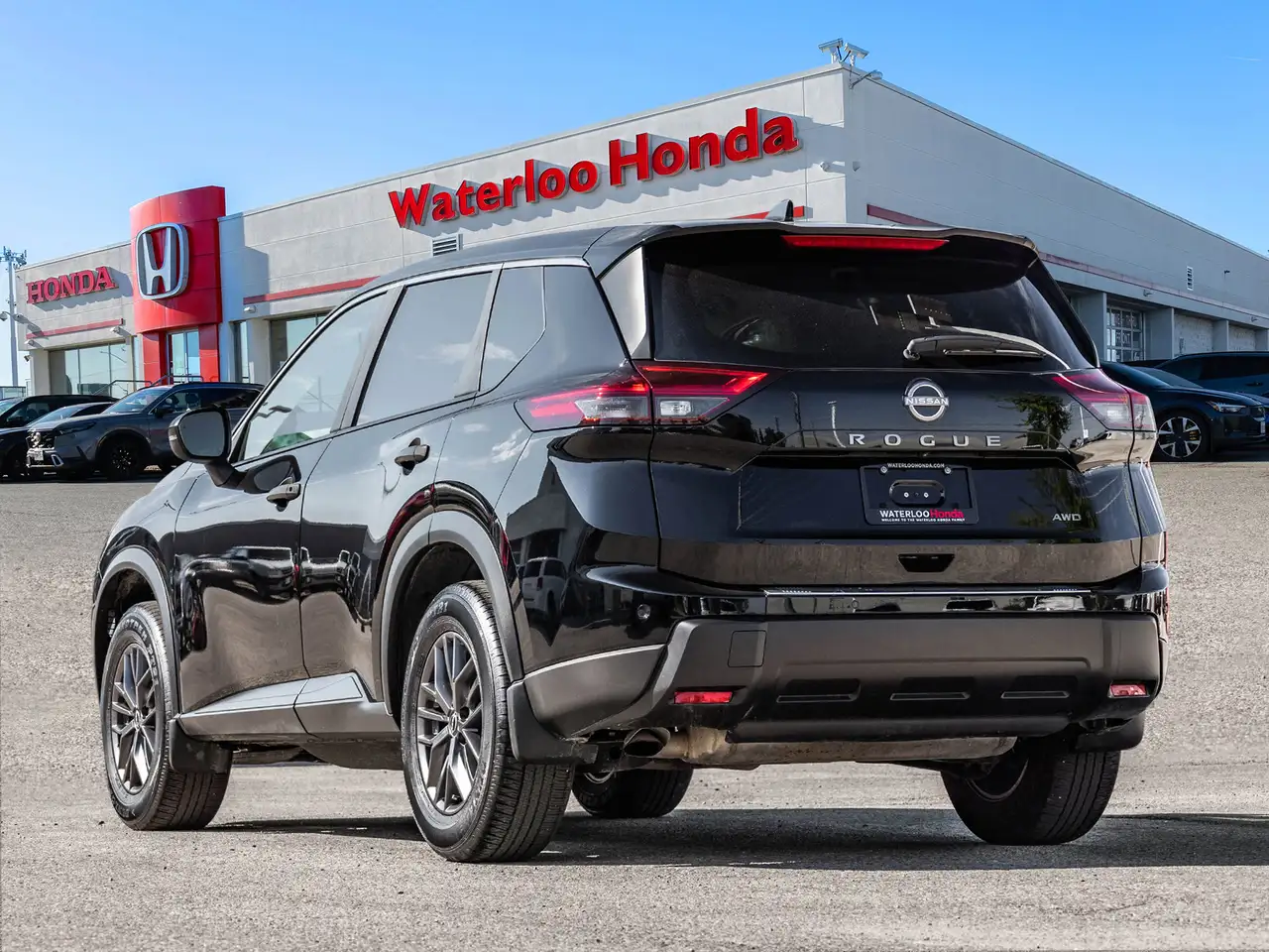 Nissan Rogue fotografie Nissan Rogue