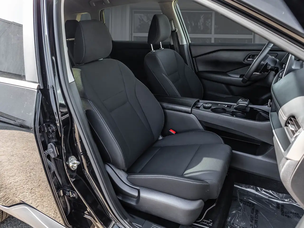 Nissan Rogue fotografie Nissan Rogue