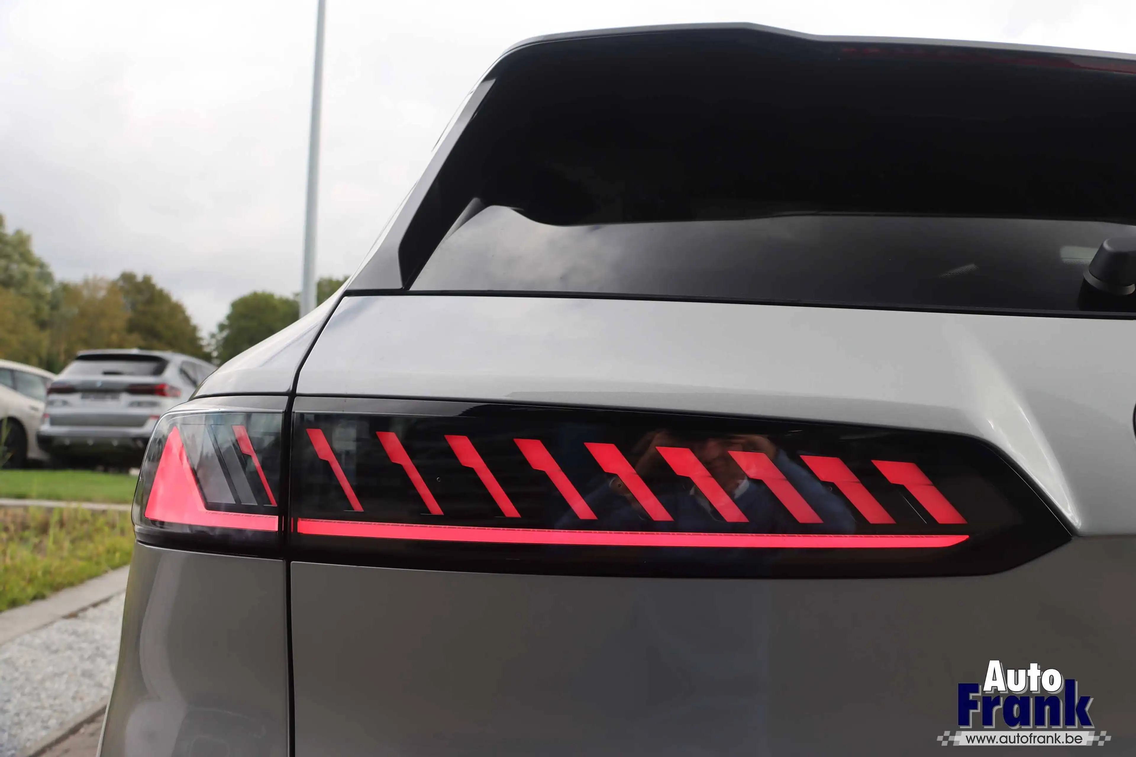BMW iX3 50 / 4X4 / M-SPORT / TREKHK / 3D HUD / 360CAM / MEMORY / H&K — photo 14
