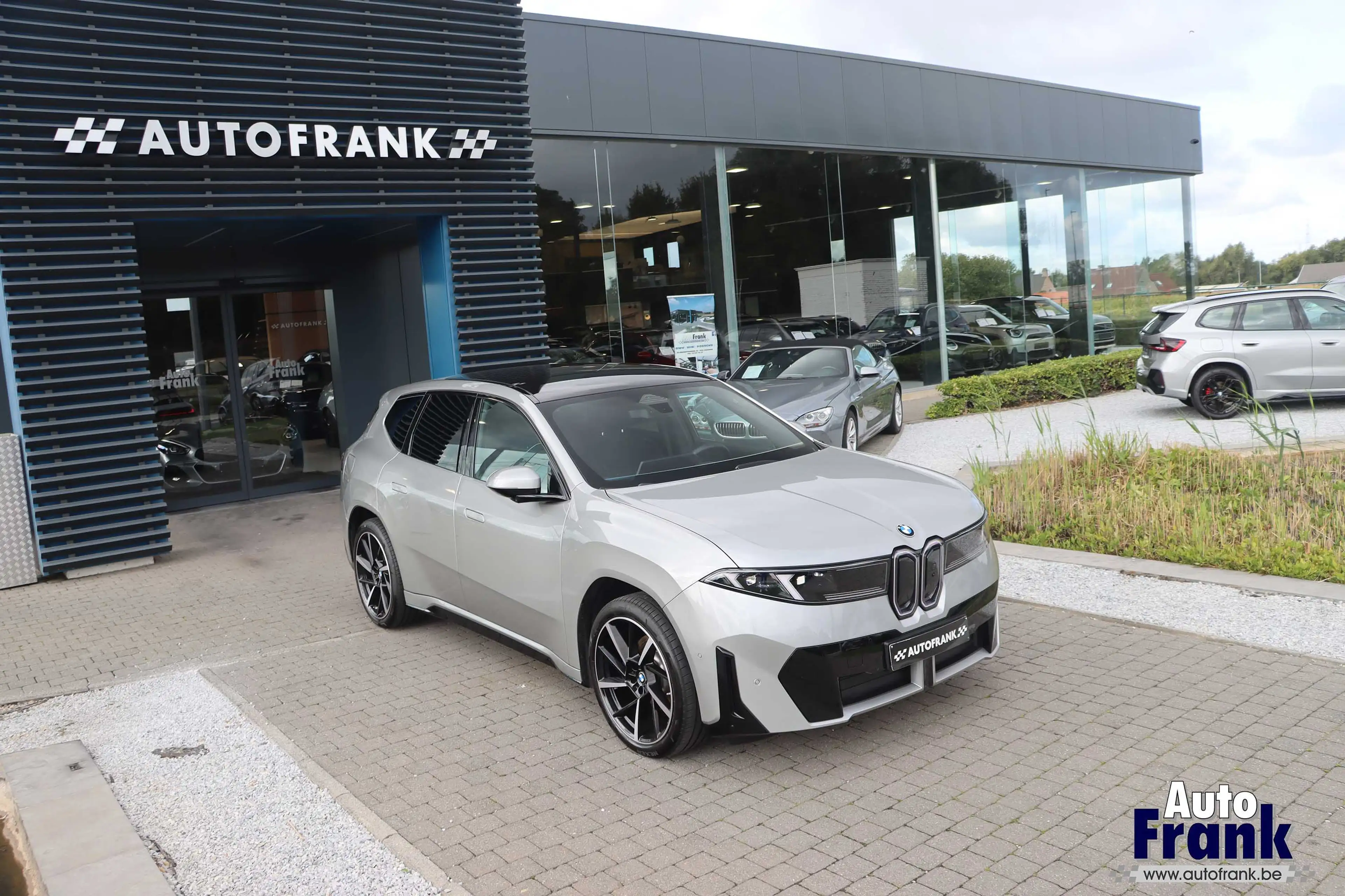BMW iX3 50 / 4X4 / M-SPORT / TREKHK / 3D HUD / 360CAM / MEMORY / H&K — photo 9