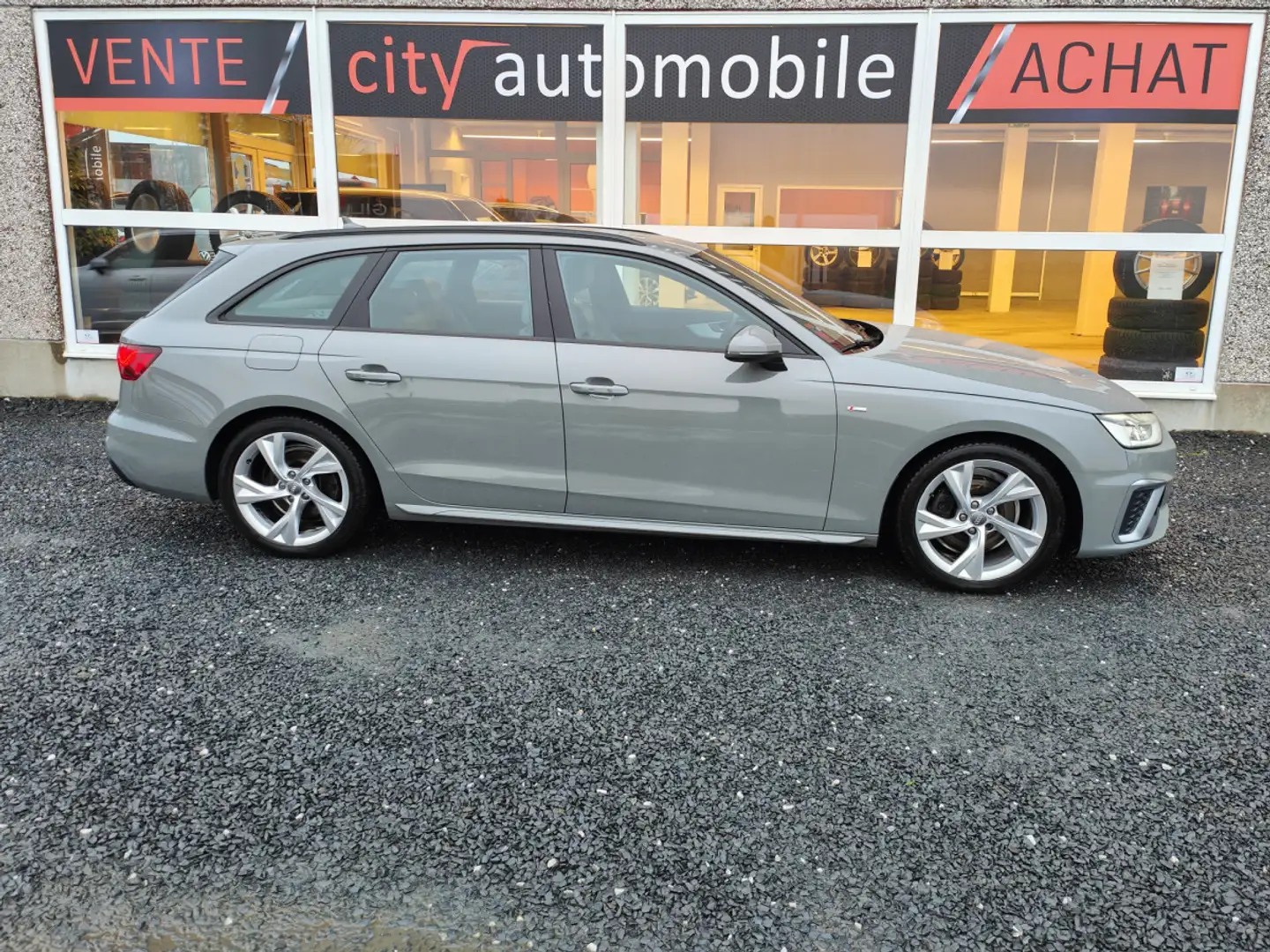 Audi A4 35TDI S-LINE S-TRONIC GPS VIRTUAL COCKPIT SIEGES C Grijs - 2