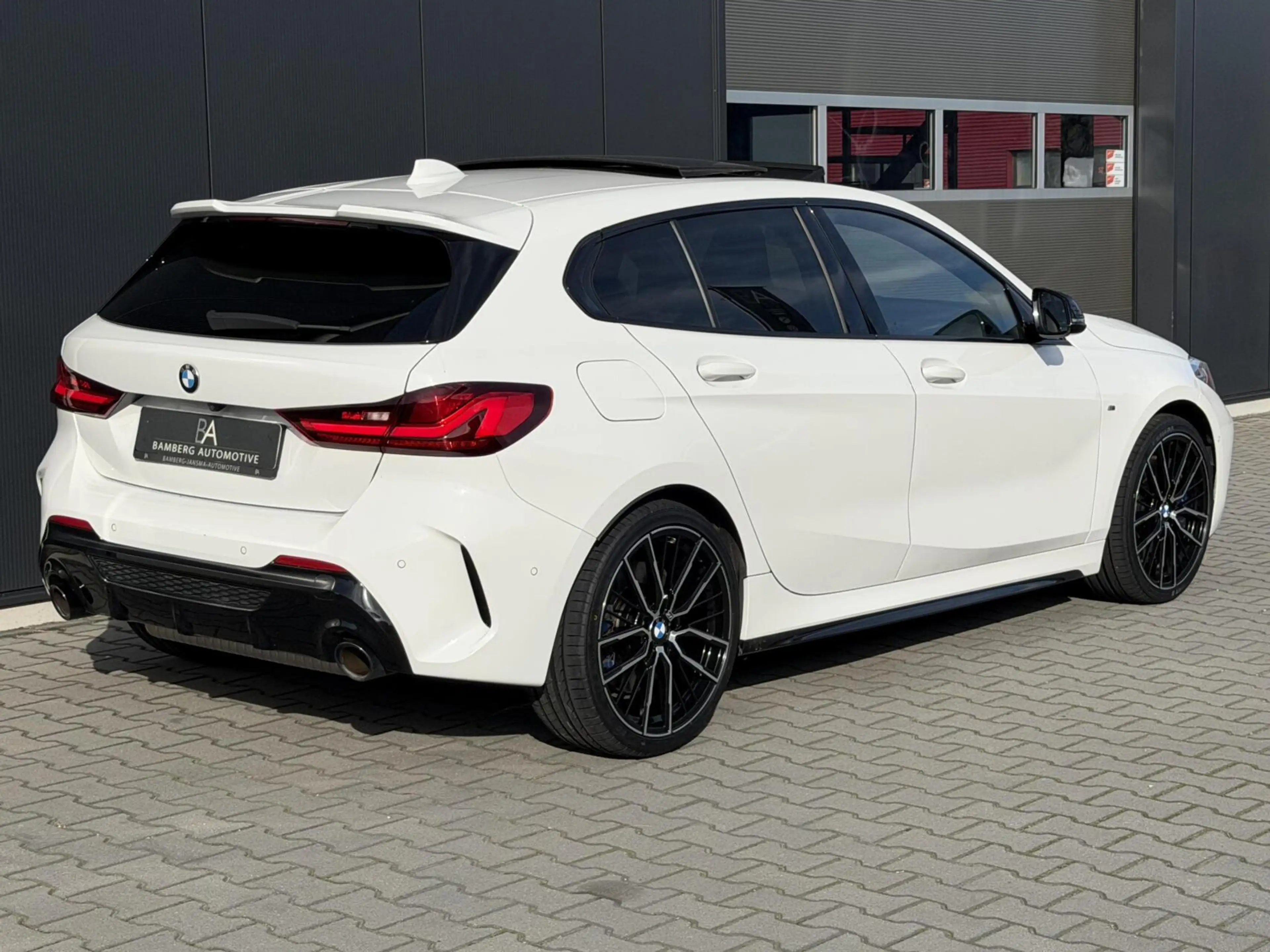 BMW 135 1-serie M135i xDrive|H/K|Led|pano|carplay|kuiptsto — photo 6