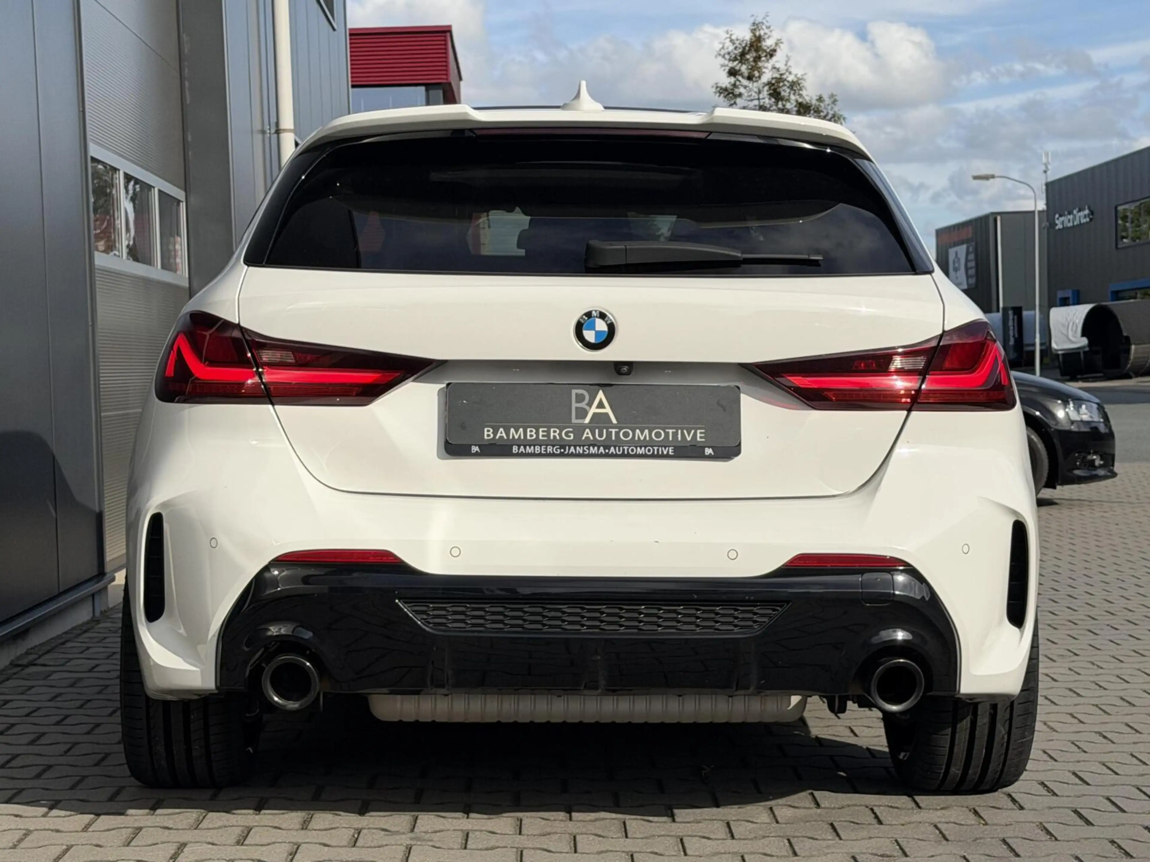 BMW 135 1-serie M135i xDrive|H/K|Led|pano|carplay|kuiptsto — photo 7