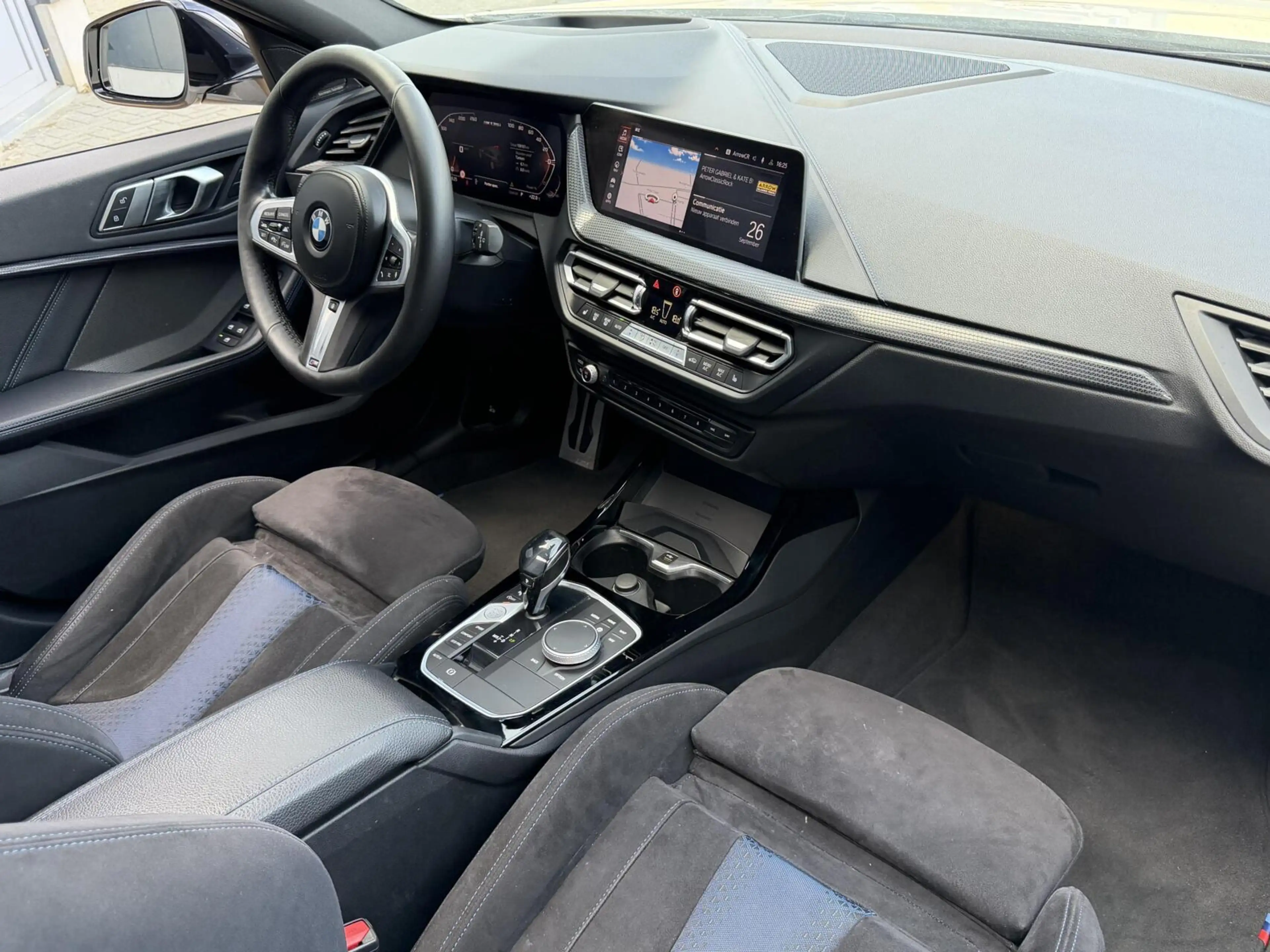BMW 135 1-serie M135i xDrive|H/K|Led|pano|carplay|kuiptsto — photo 13