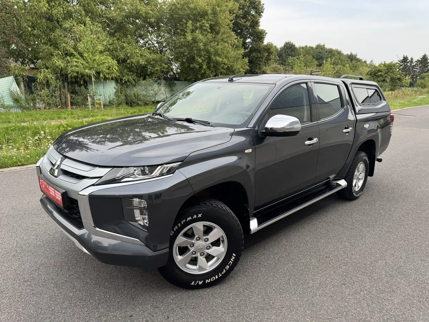 Mitsubishi L200 Pick Up 4x4 / 2.3DI-D / Manual / Export Africa Noir - 1