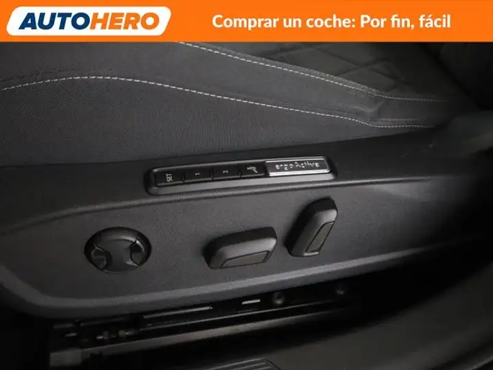 Volkswagen Golf 2021, foto 33