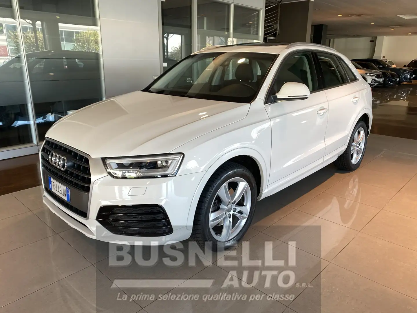 Audi Q3 2.0TDI QUATTRO S-TRONIC 150CV SPORT TETTO APRIBILE Wit - 1