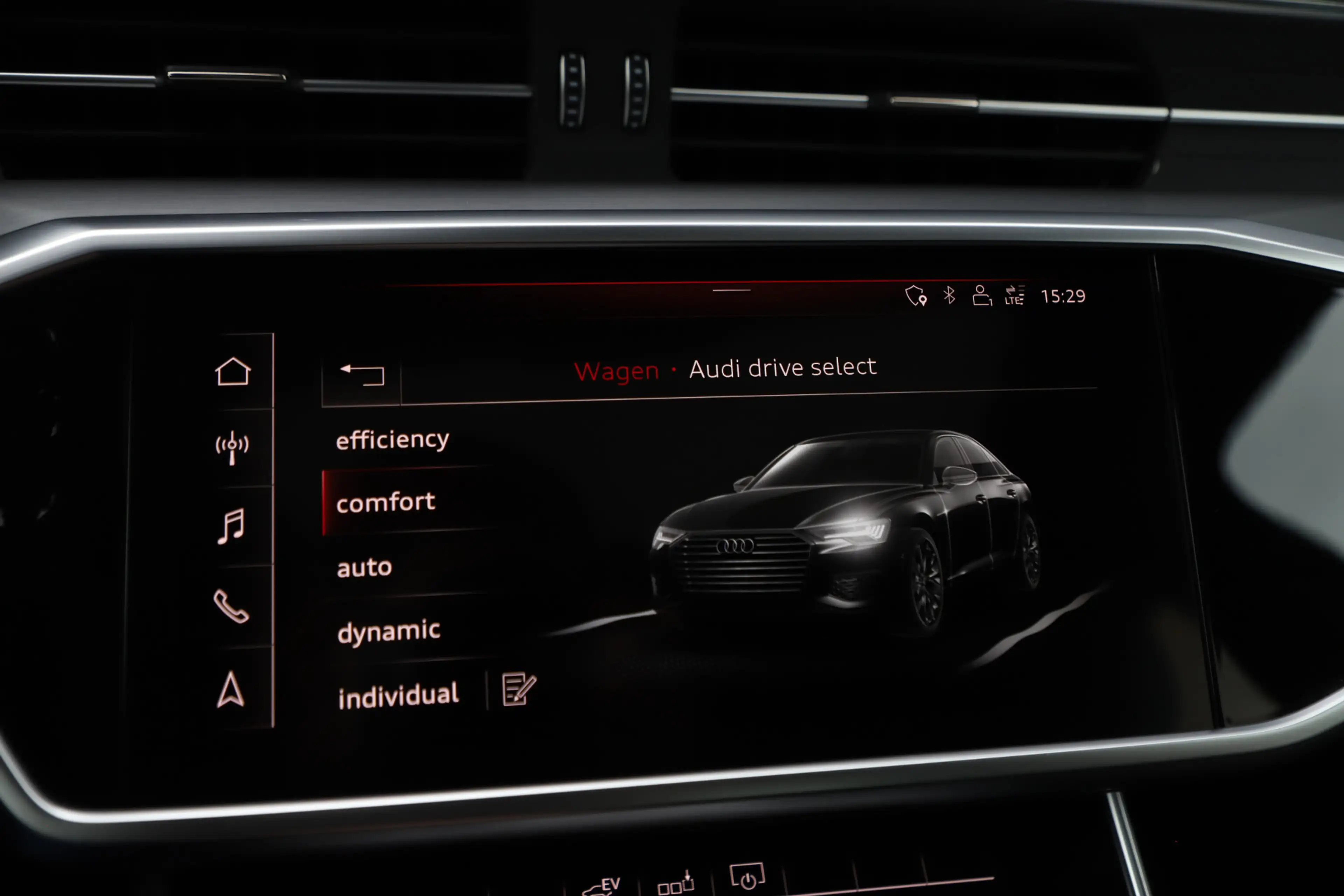 Audi A6 Limousine 55 TFSI e quattro Competition | 367PK | — photo 13