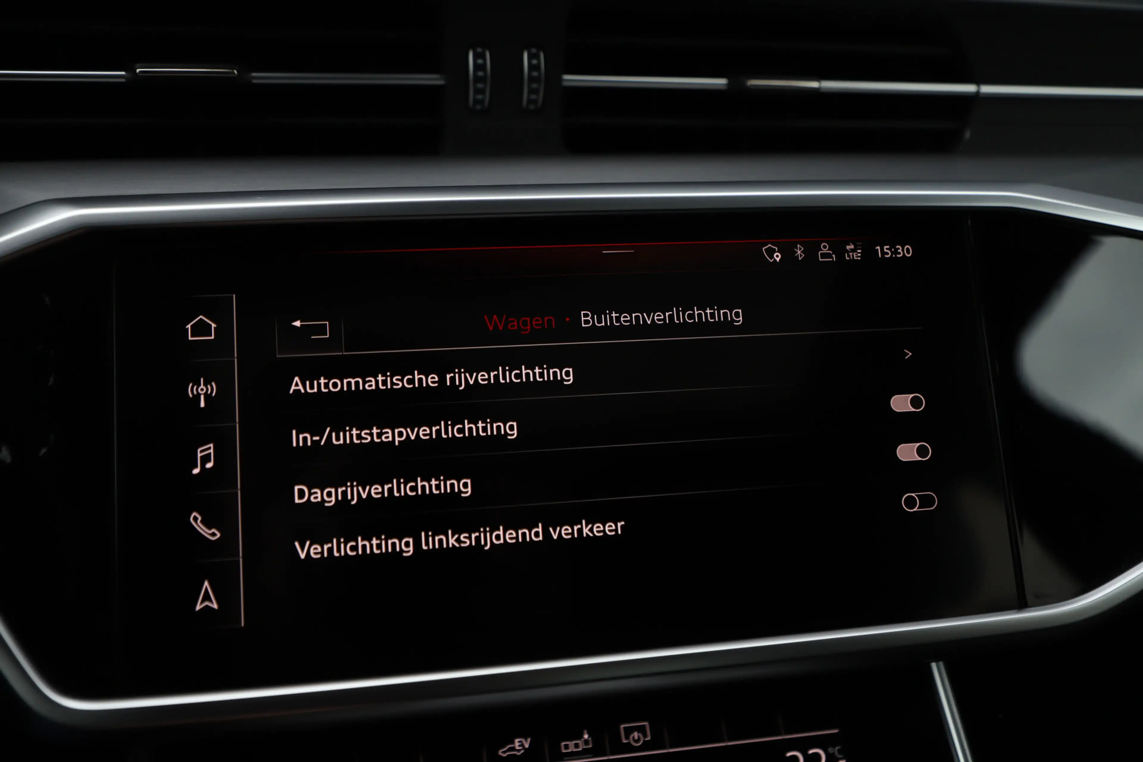 Audi A6 Limousine 55 TFSI e quattro Competition | 367PK | — photo 15
