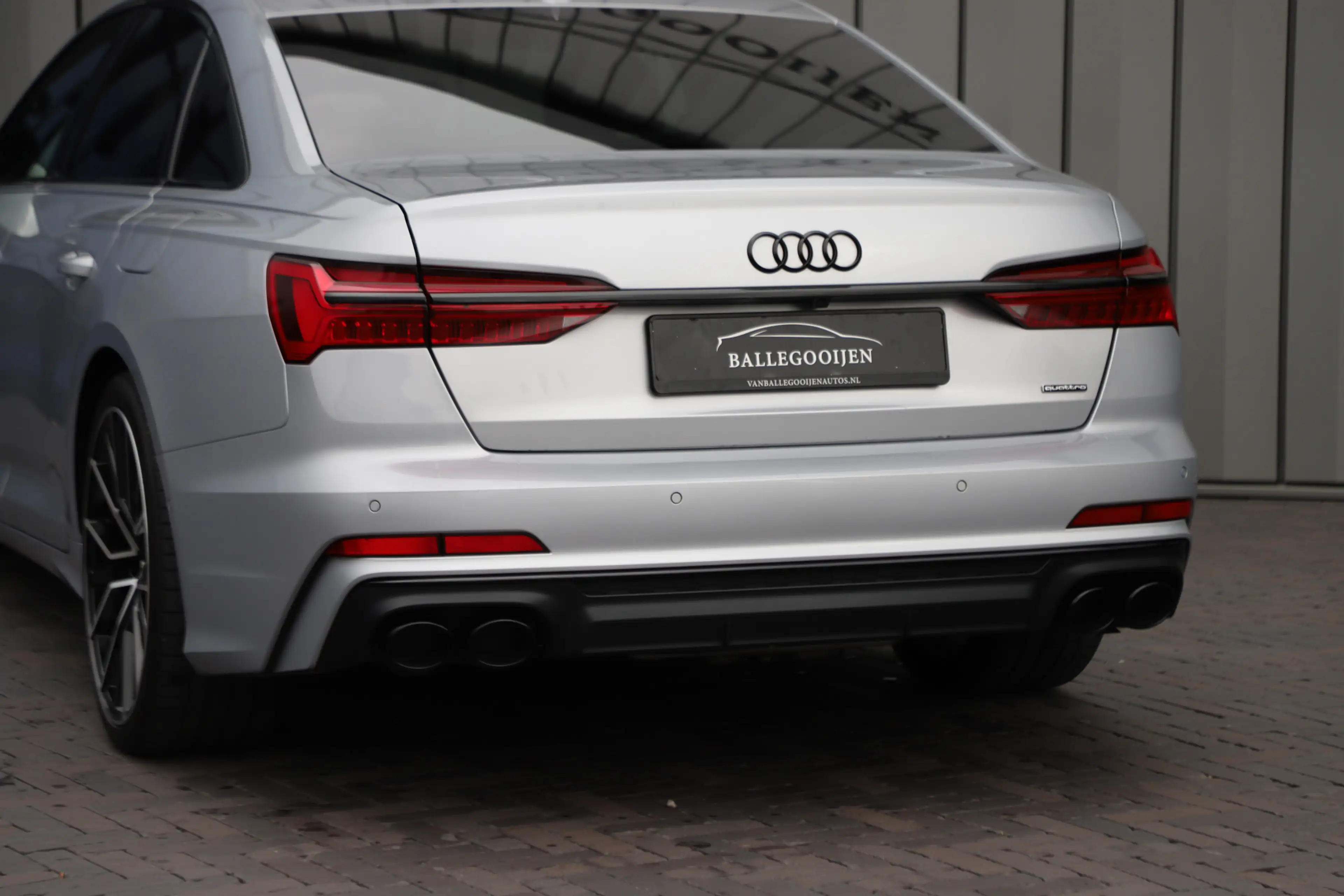 Audi A6 Limousine 55 TFSI e quattro Competition | 367PK | — photo 10