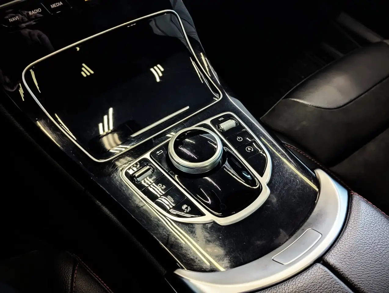 Mercedes-Benz C-Class photo Mercedes-Benz C-Class
