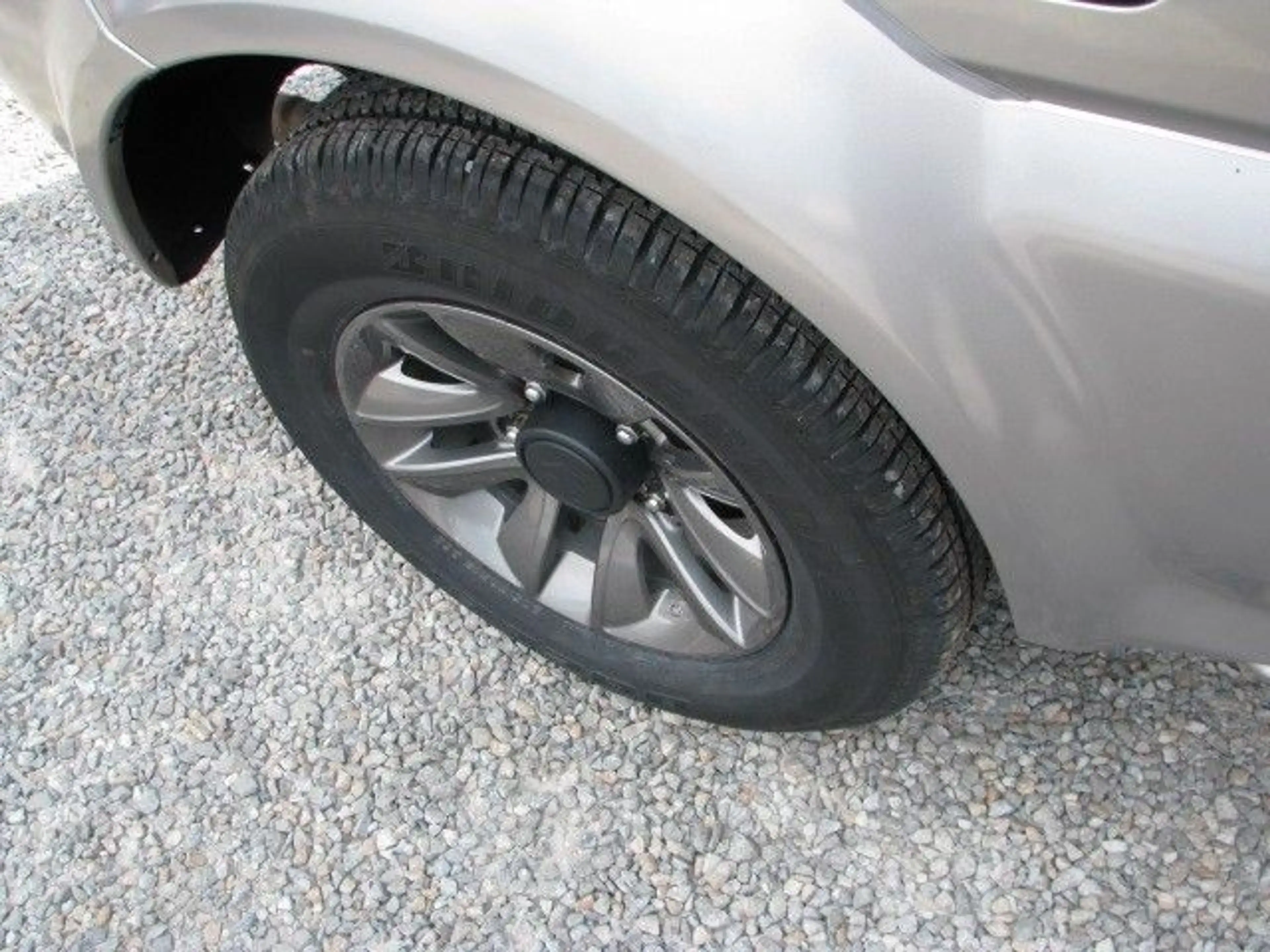 Suzuki Jimny 1.3 4WD Style — photo 13