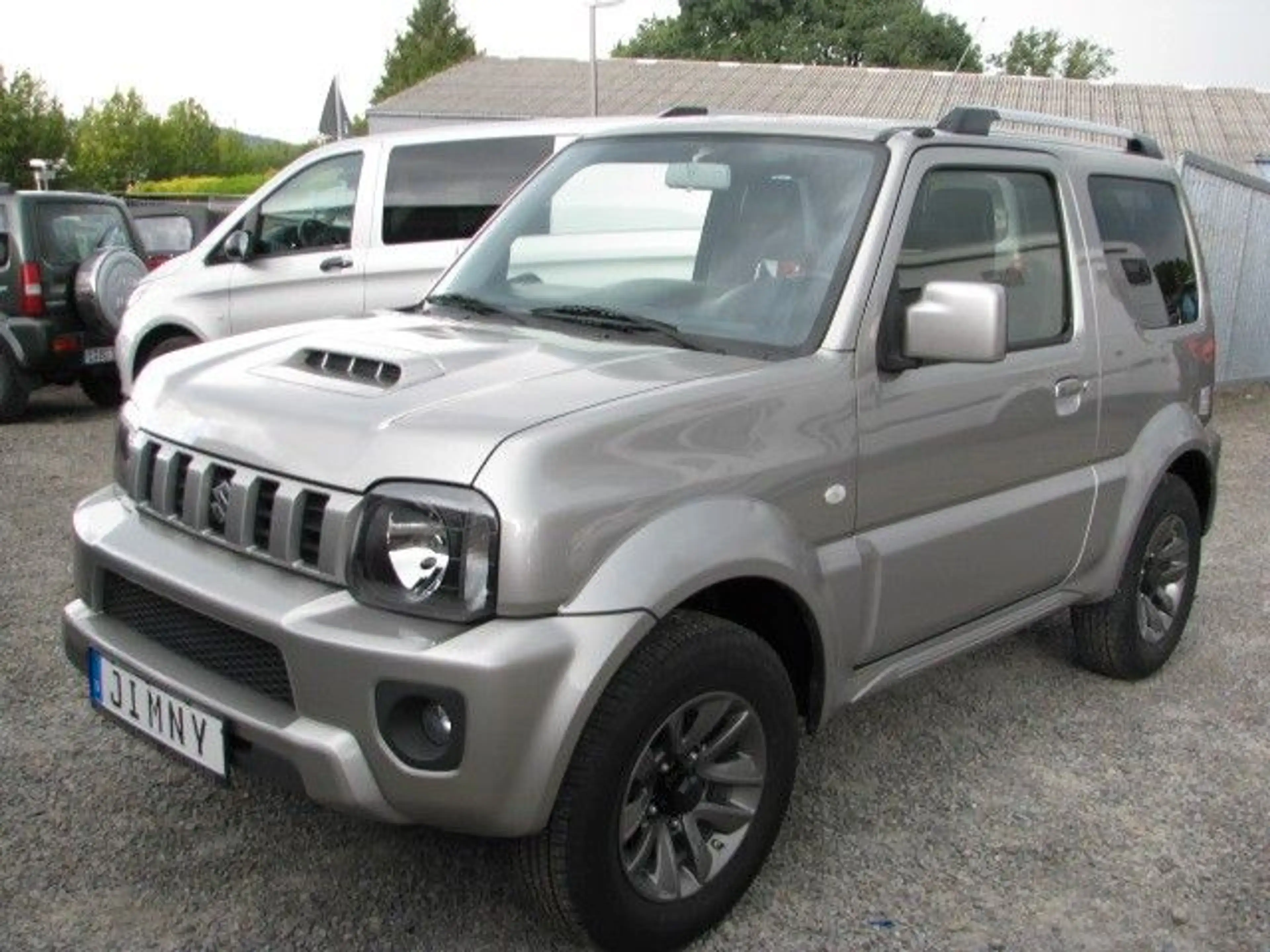 Suzuki Jimny 1.3 4WD Style — photo 2