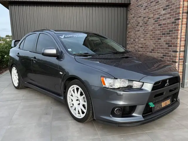 Mitsubishi Lancer Evo Evo 10 | 2.0l | Turbo | 16s  | Cuir recaro | Demi-arceau |