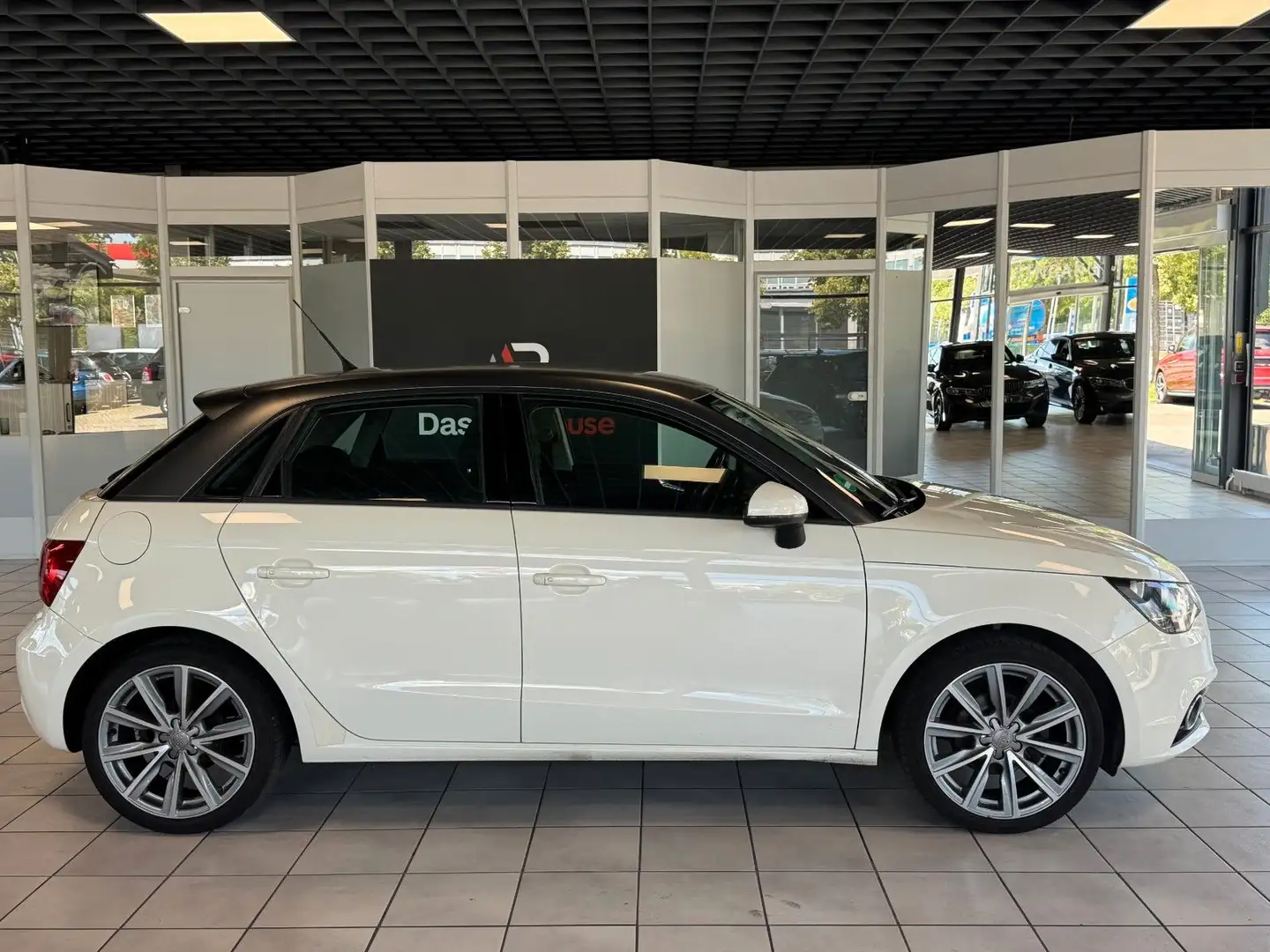 Audi A1 1.2 TFSI Sportback · 5 Türer Weiß - 2