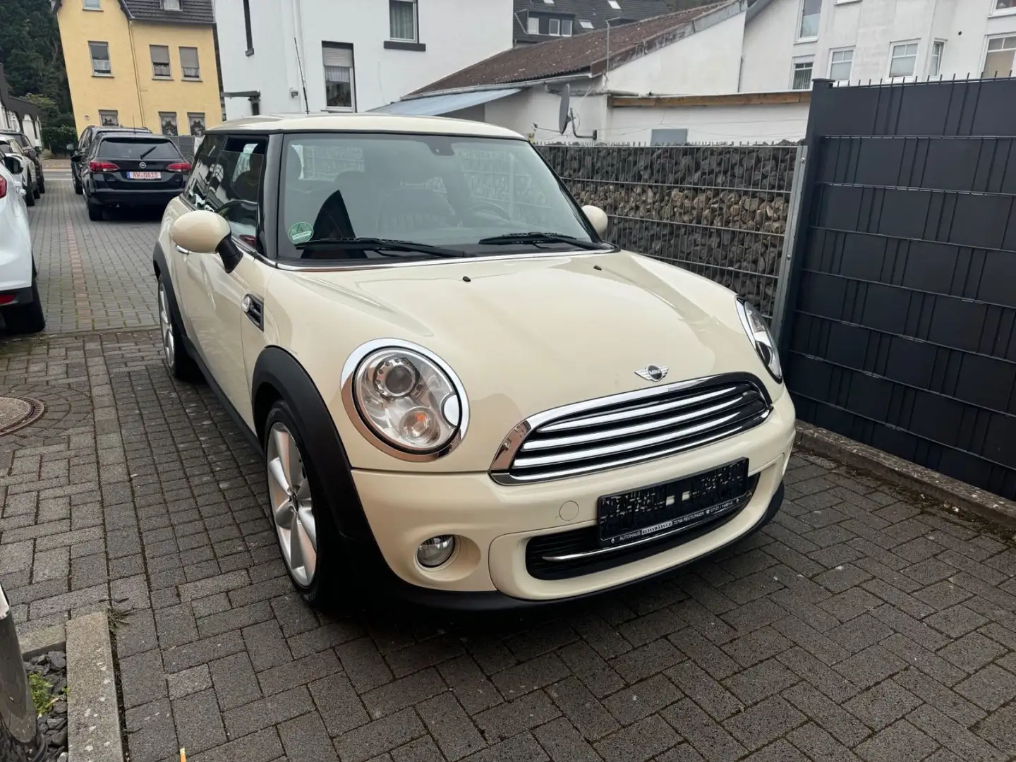 MINI Cooper *AUTOMATIK*PANORAMA*XENON*LESEN* White - 1