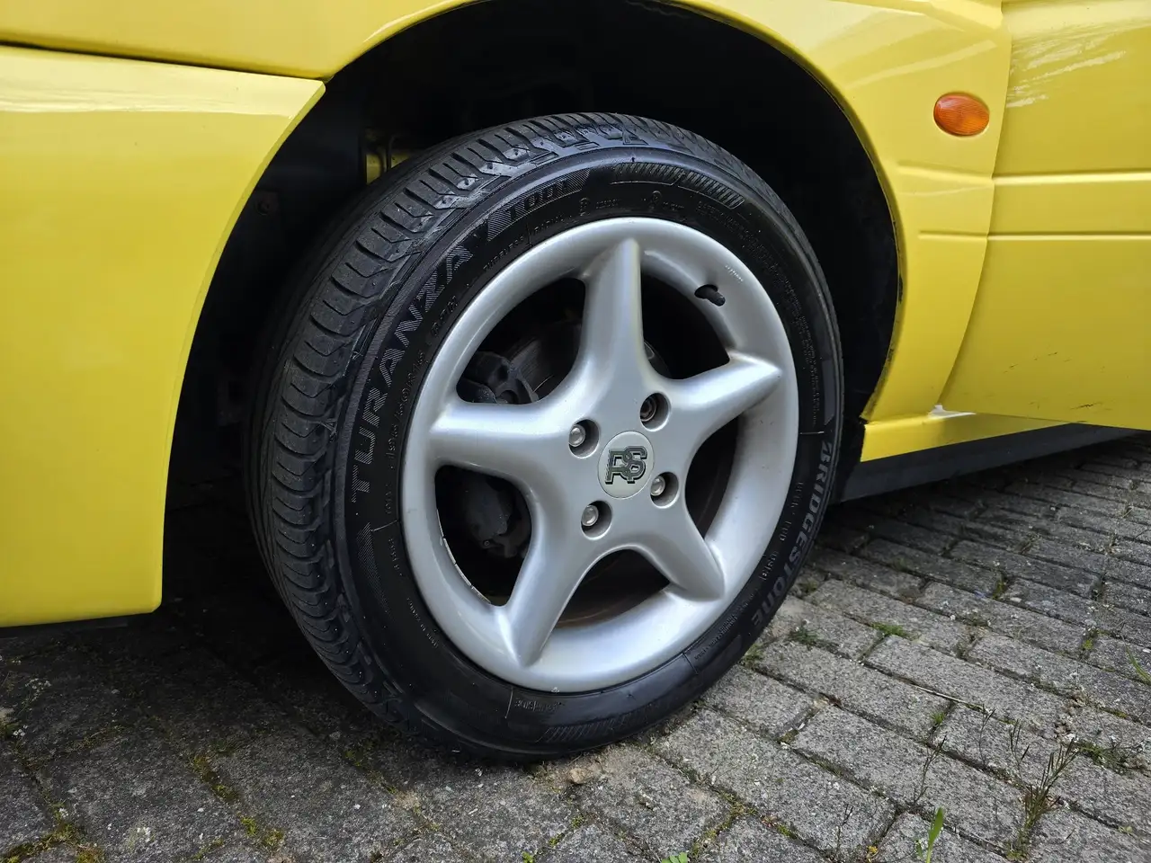 Ford Escort Pacific, foto 5