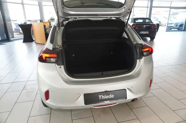Opel Corsa view 12