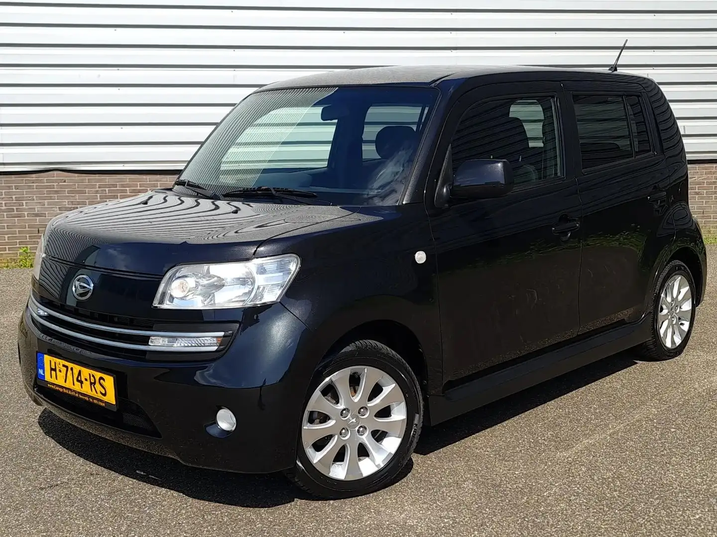 Daihatsu Materia 1.5 Groove Negru - 1