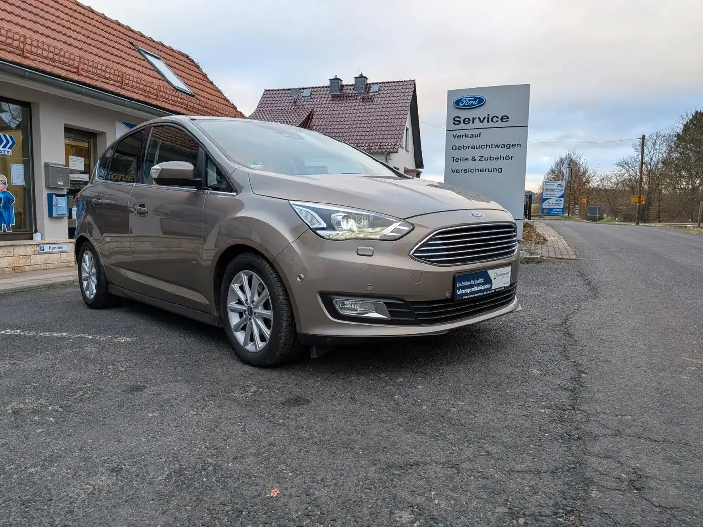 Ford C-Max C-MAX Titanium Xenon Navi PDC RFK Silber - 1