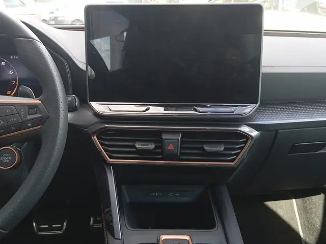 Cupra Leon view 21