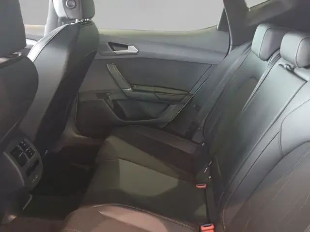 Cupra Leon view 15