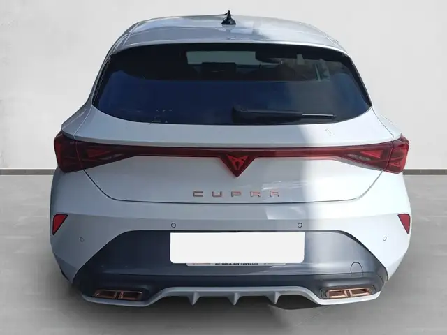 Cupra Leon view 6