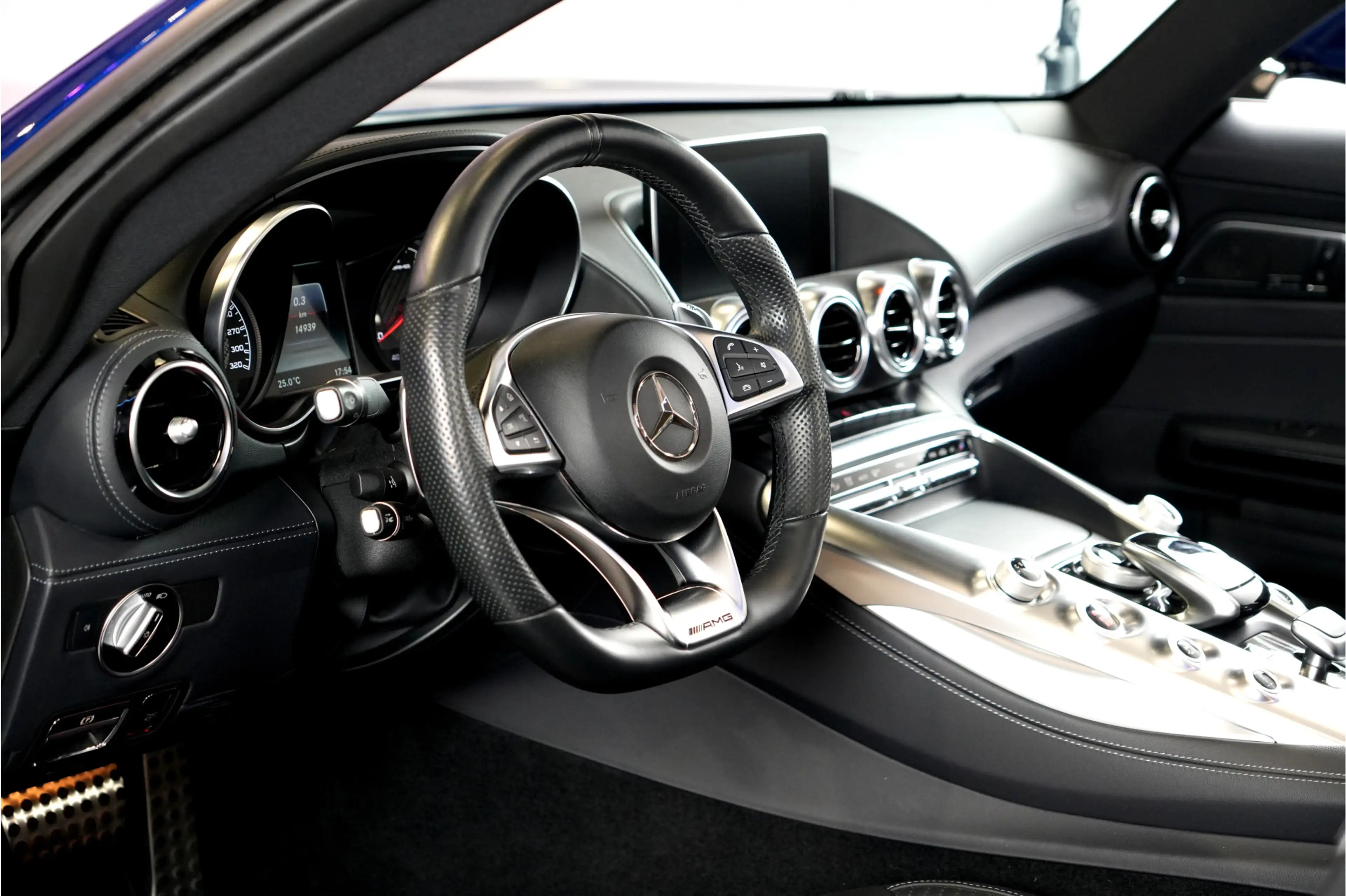 Mercedes-Benz AMG GT Roadster 4.0 V8 350kW/476pk DCT7 DISTRONIC + BURME — photo 37