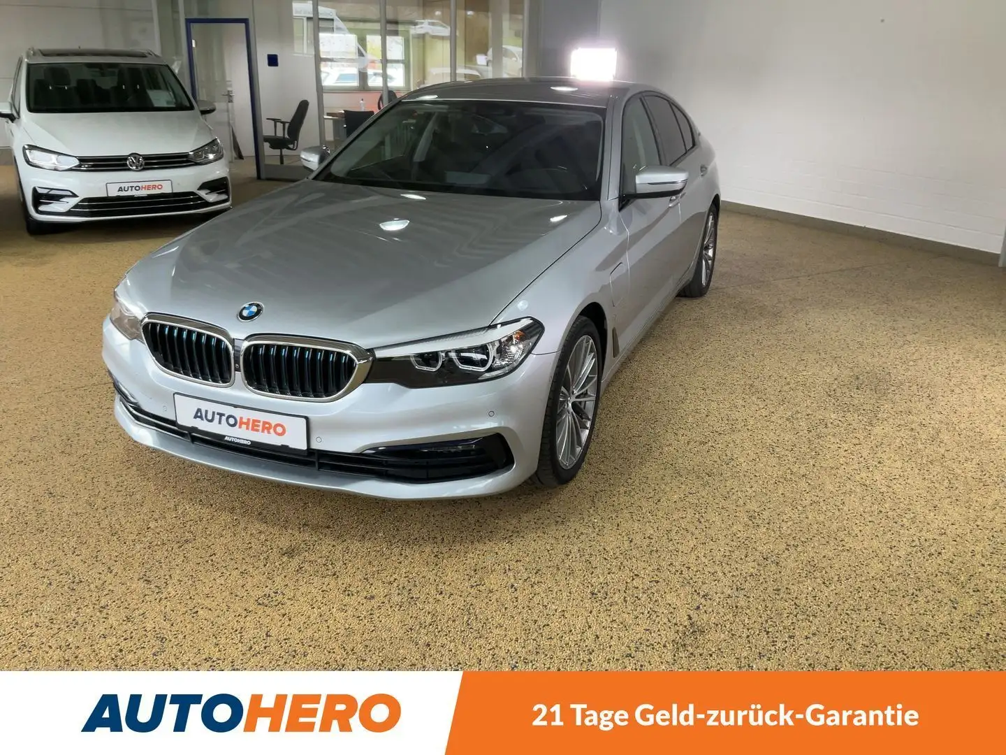 BMW 530 530e Sport Line Aut.*NAVI*TEMPO*PDC*SHZ* Gris - 1