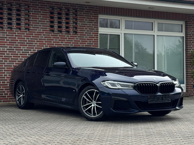 BMW 520 i*M SPORTPAKET*FACELIFT*LASER*GLASDACH*DAB* — photo 4