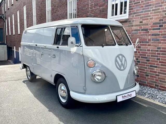 Volkswagen T1 Bulli Kastenwagen *** Made in Germany!