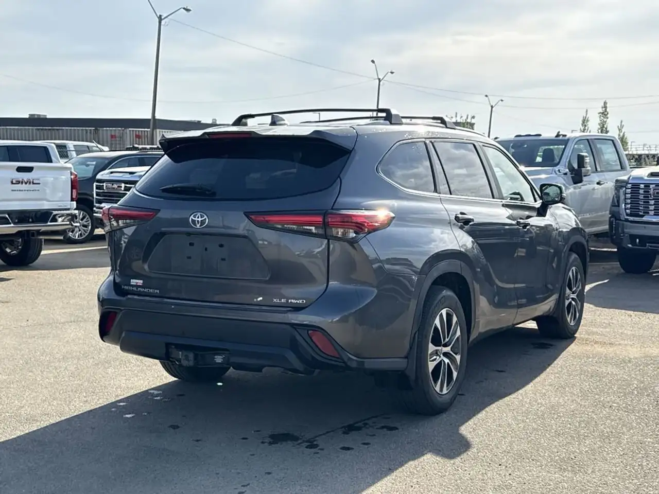 Toyota Highlander снимка Toyota Highlander