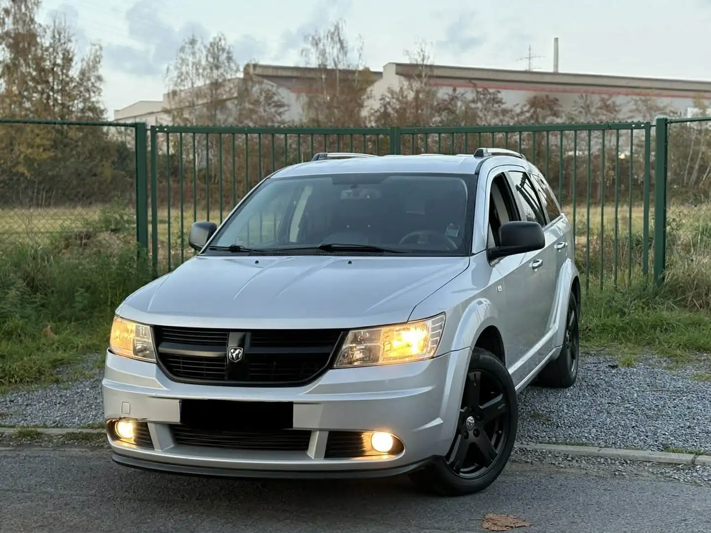 Dodge Journey Journey 2.0 CRD SXT Premium 7pl. DPF (Fleet) Silber - 2