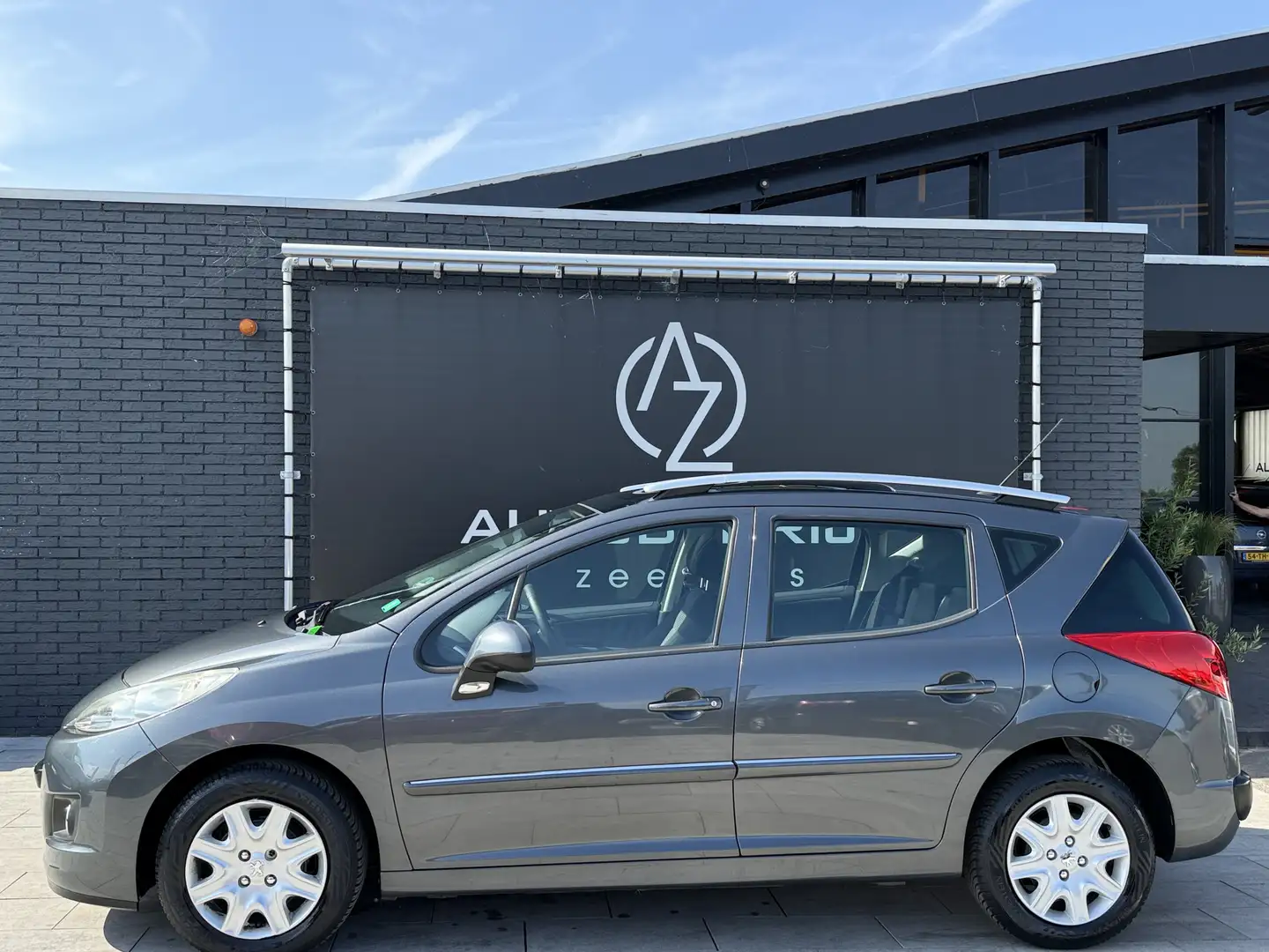 Peugeot 207 SW 1.4 VTi XS Glasdak !! Grijs - 1