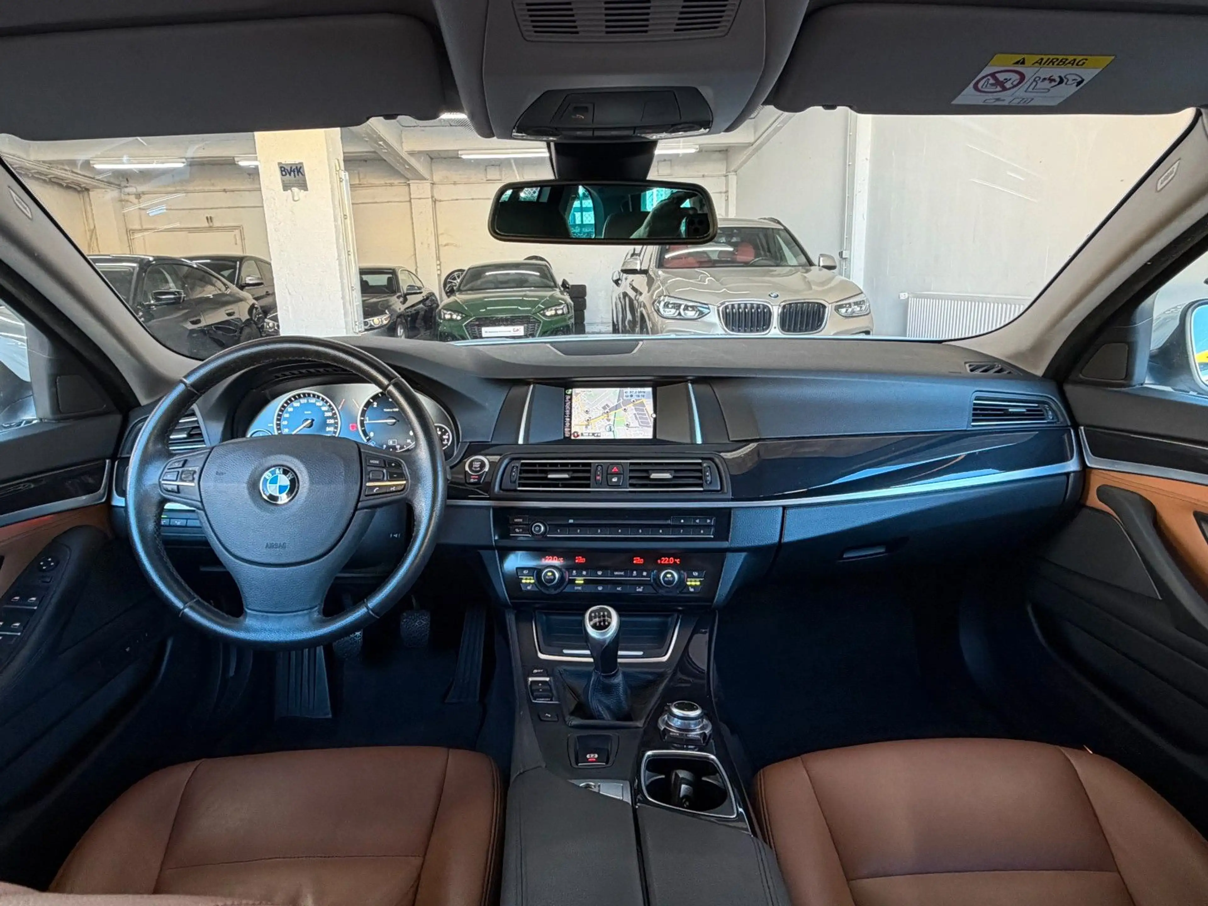 BMW 525 d Navi Leder Memory Keyless-Go HeadUp LED AHK — photo 7