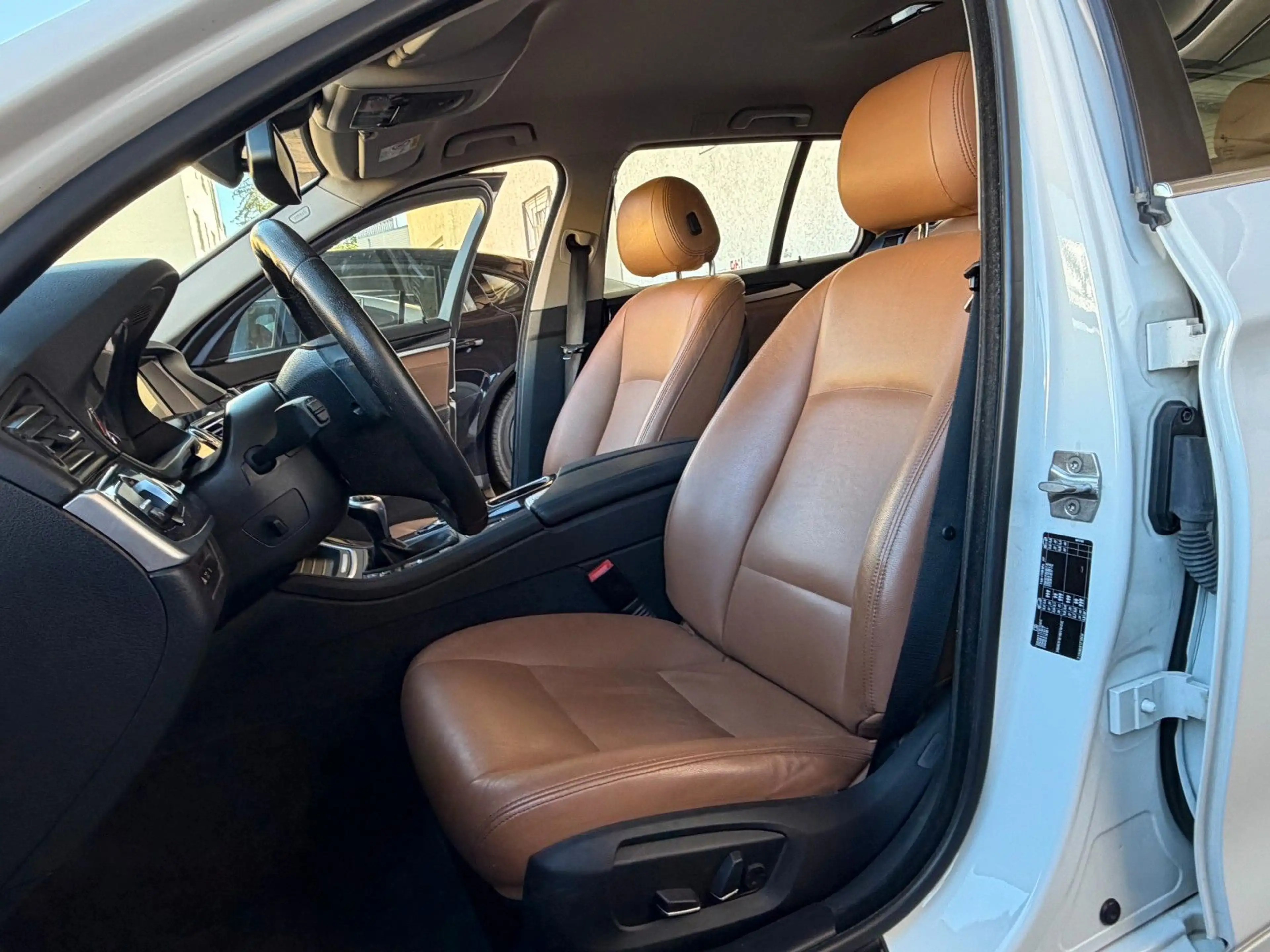 BMW 525 d Navi Leder Memory Keyless-Go HeadUp LED AHK — photo 13