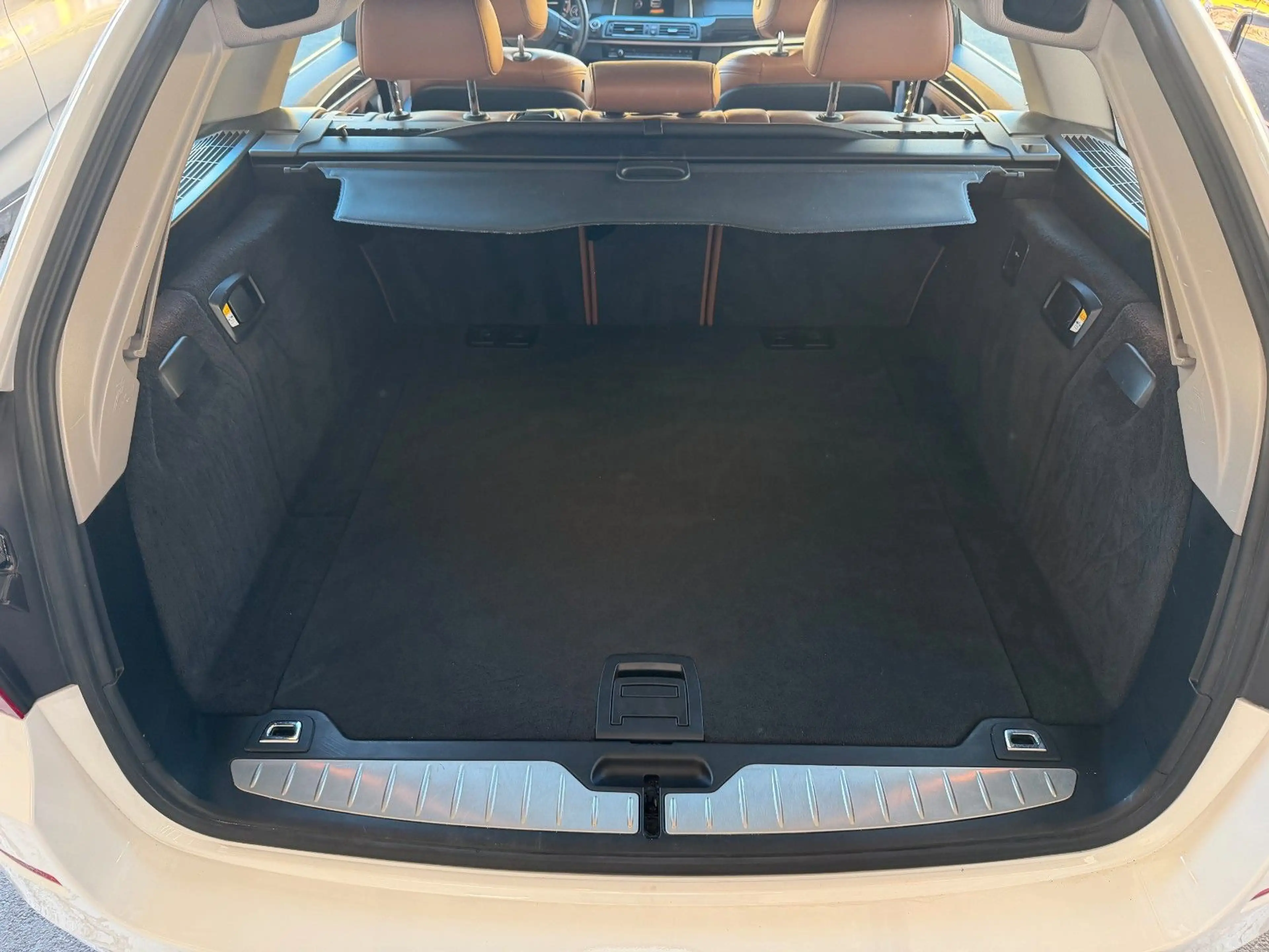 BMW 525 d Navi Leder Memory Keyless-Go HeadUp LED AHK — photo 15