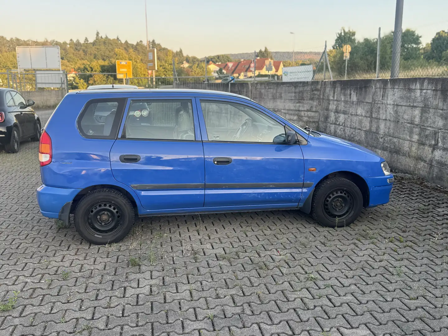 Mitsubishi Space Star Bleu - 2