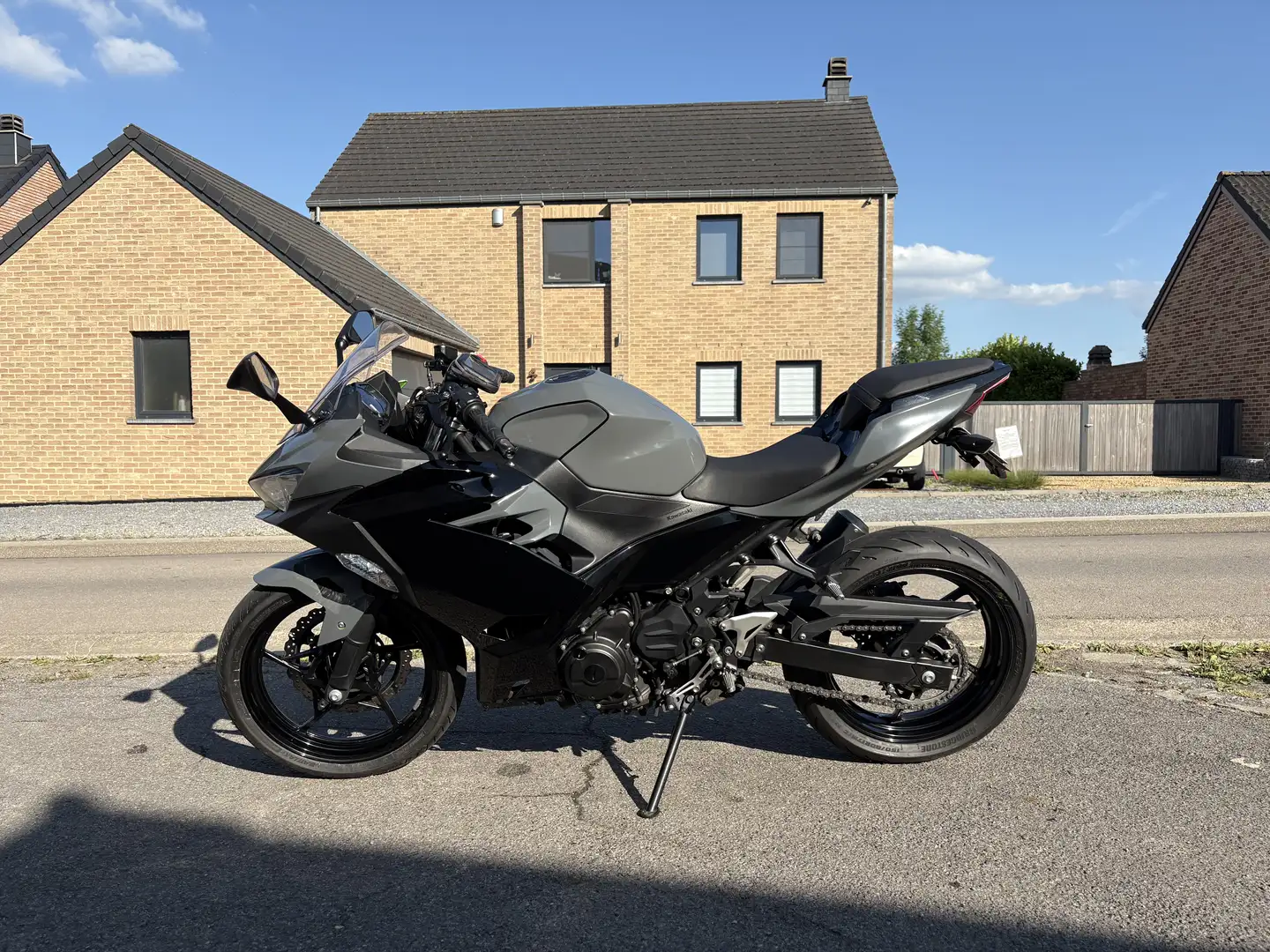 Kawasaki Ninja 400 - 2