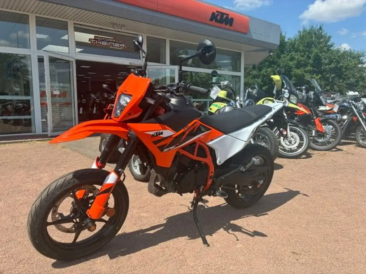 KTM