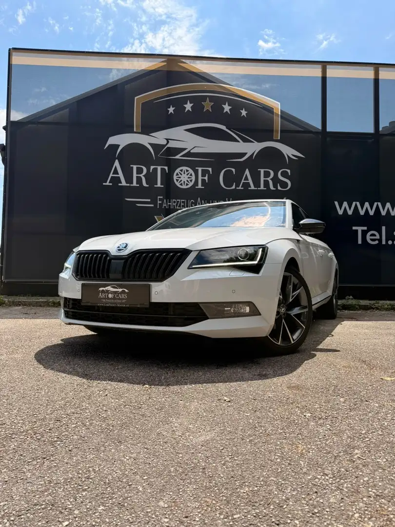 Skoda Superb Sportline 4x4/Pano/Kamera/ACC Ab 233 Euro im Monat Weiß - 1