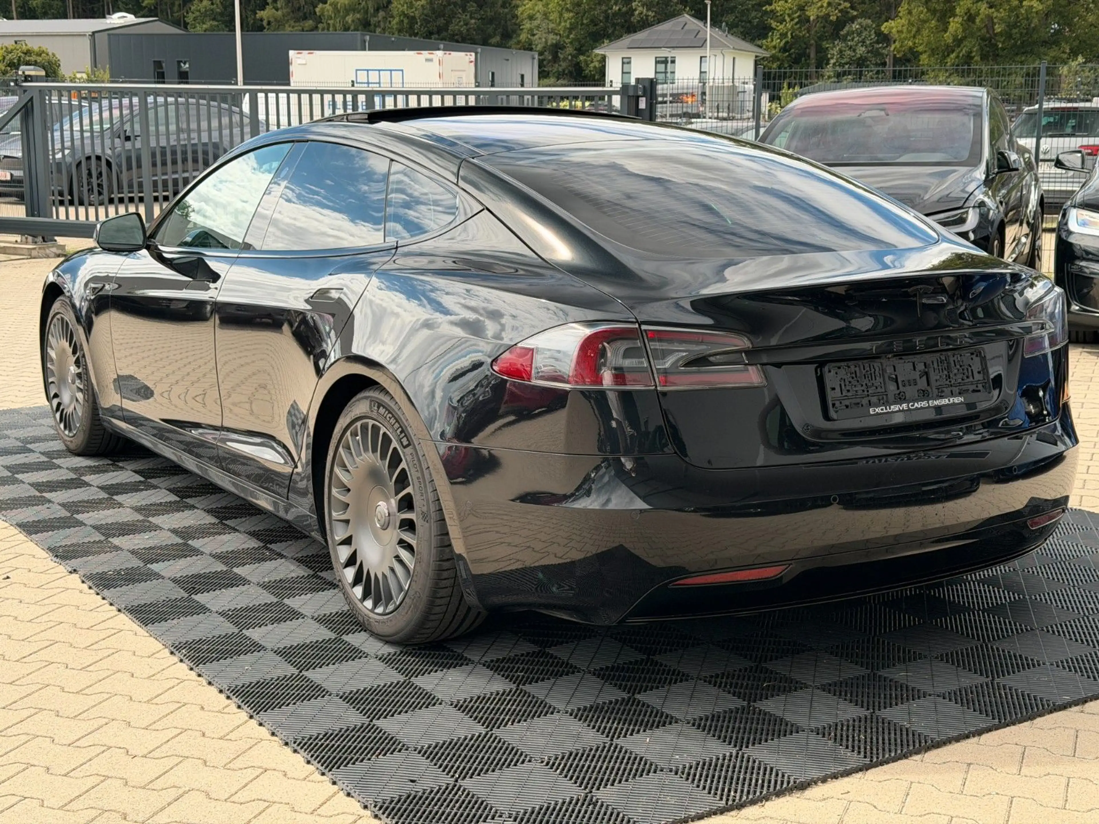 Tesla Model S MODEL S75D | ENHANCED AP | MCU2 | CCS | — photo 2